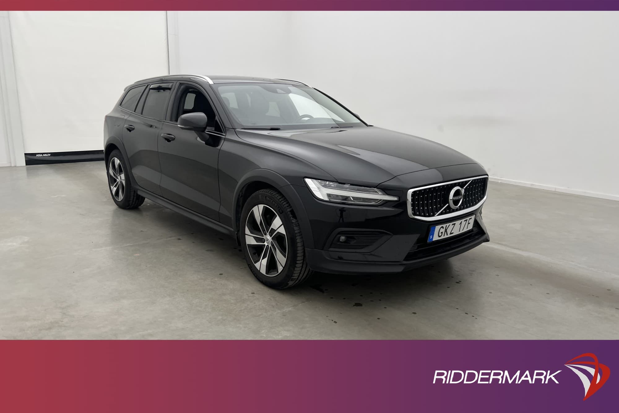 Volvo V60 Cross Country D4 AWD