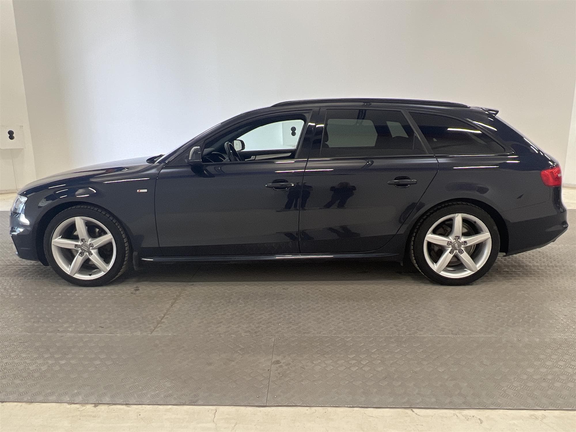 Audi A4 Avant 2.0 TDI 177hk Quattro 