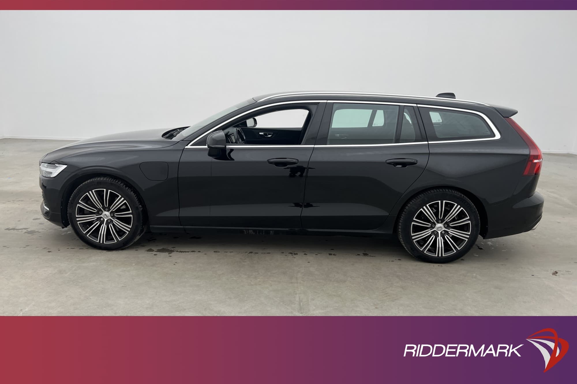 Volvo V60 Recharge T6 AWD 340hk