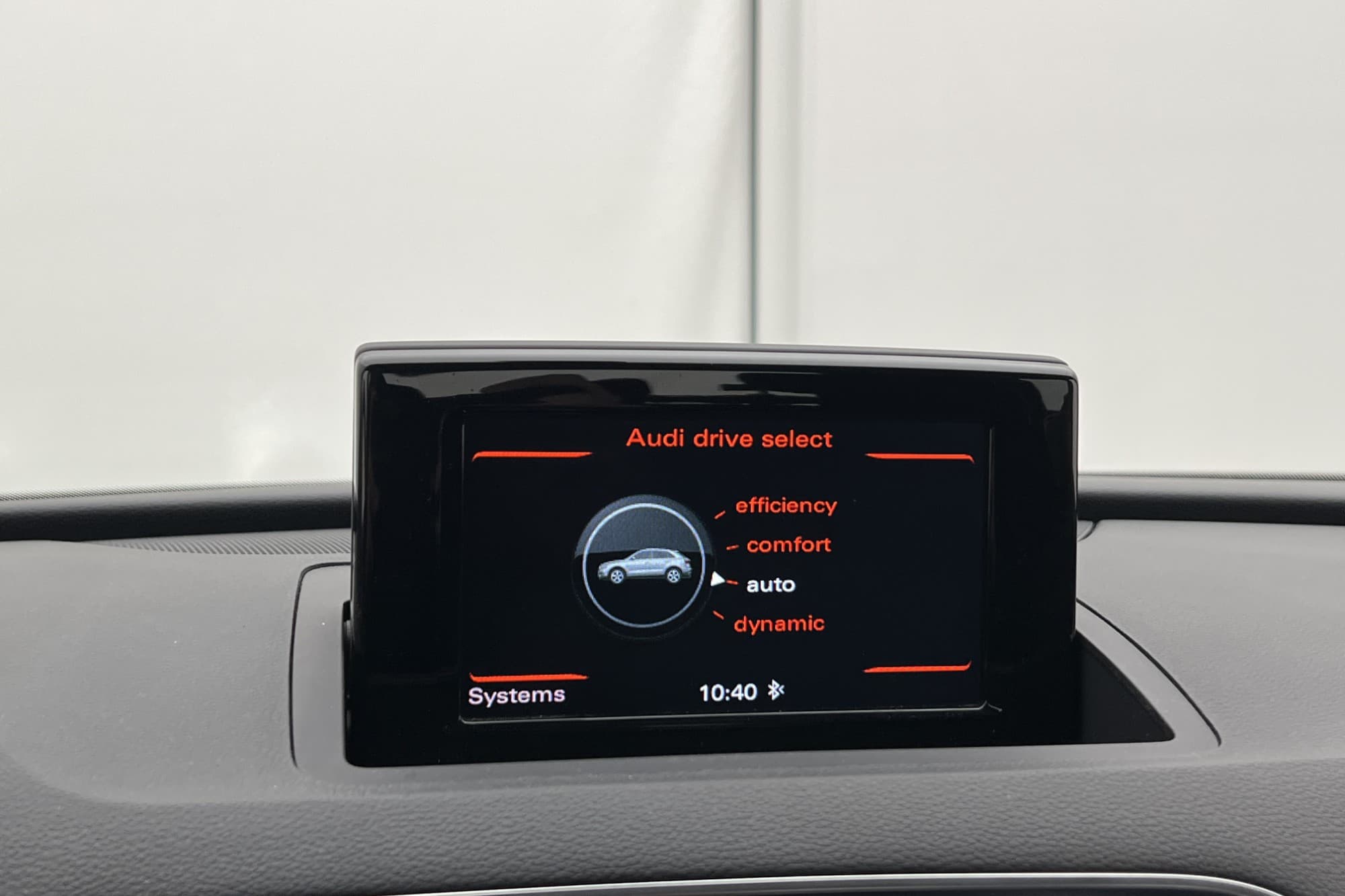 Audi Q3 2.0 TDI Quattro 150hk Proline M&K-Värmare Sensorer