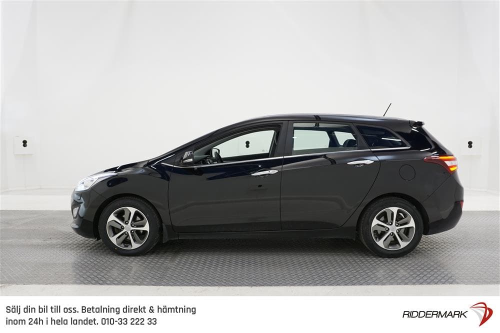 Hyundai i30 1.6D Premium 136hk GPS Värm 