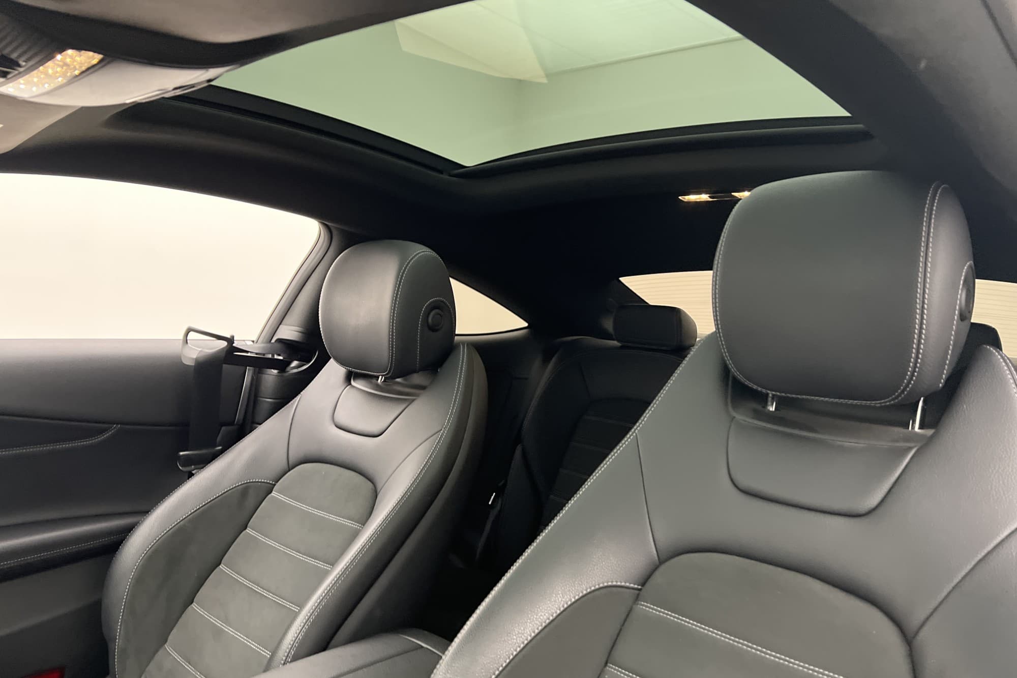 Mercedes-Benz C 200 Coupé 4M 184hk AMG Pano Kamera Navi