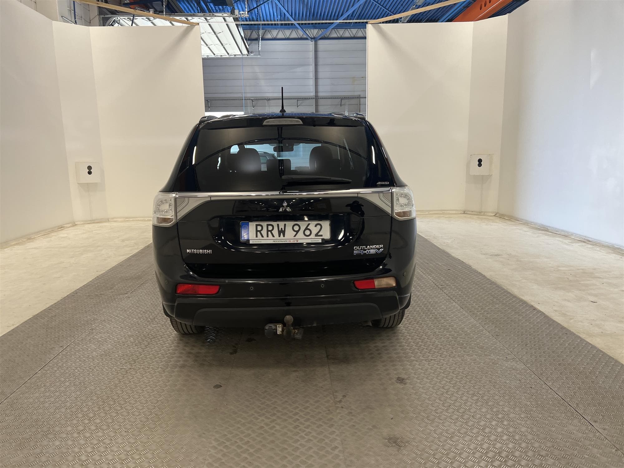 Mitsubishi Outlander P-HEV 2.0 Hybrid 4WD 203hk B-Kam Drag