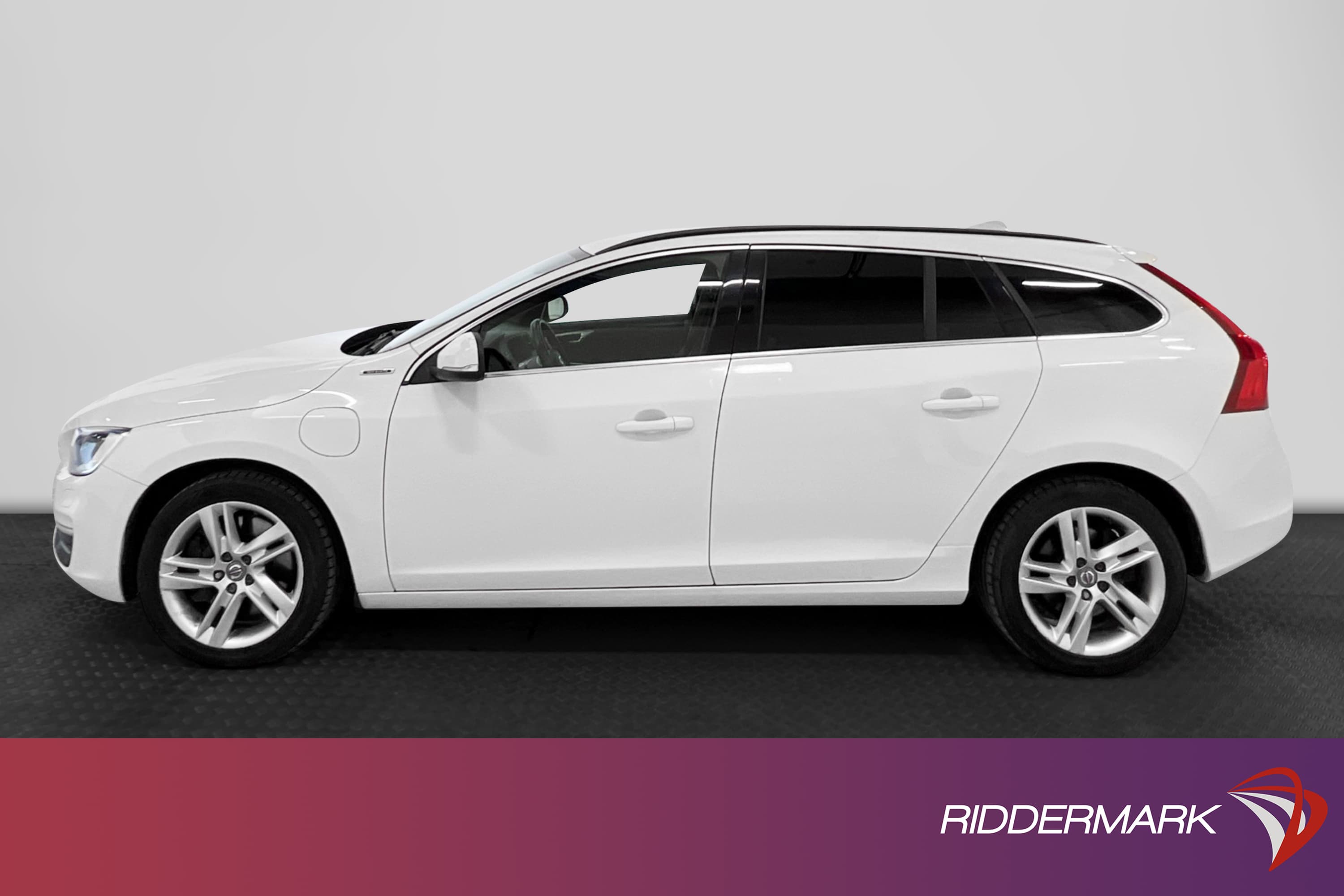 Volvo V60 D5 Plug-in AWD 231hk