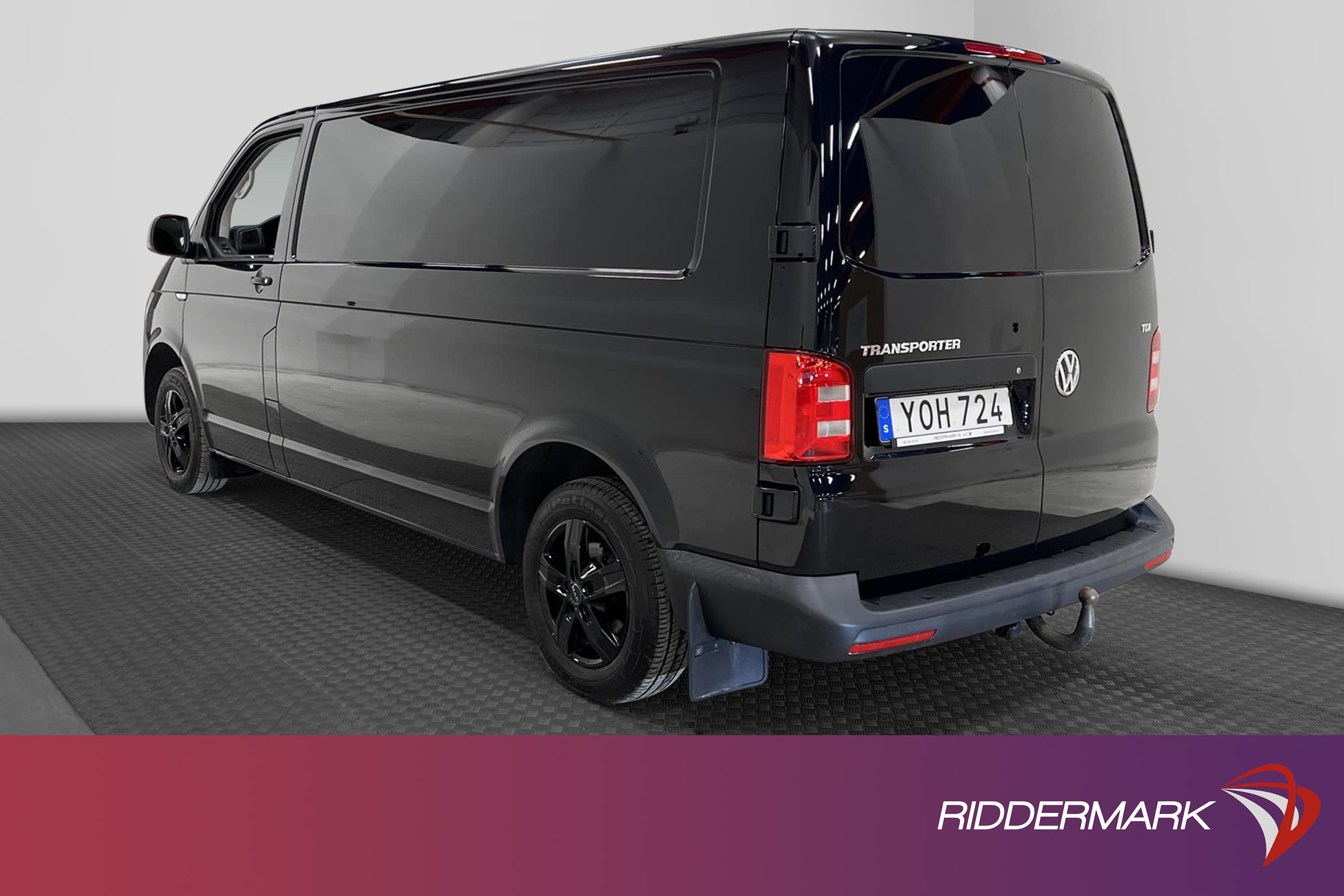Volkswagen Transporter 2.0TDI L2 V-inredd Drag Värmare Moms