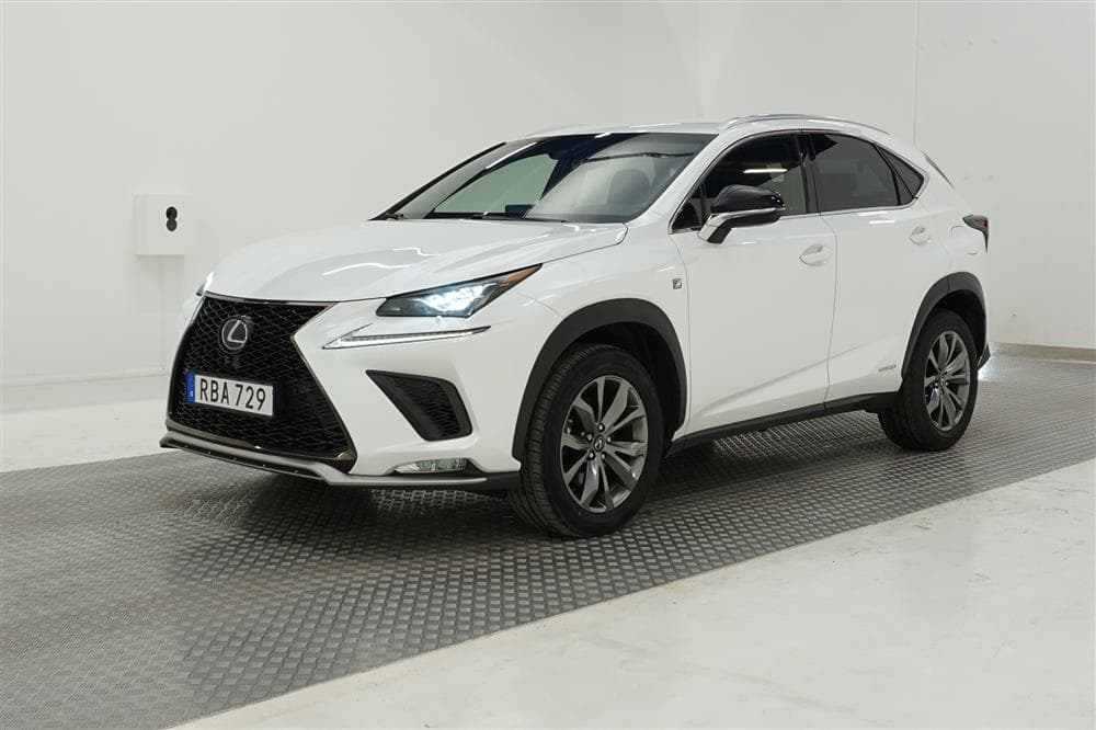 Lexus NX 300h 2.5 E-CVT 197hk AWD F Sport Skinn Navi B-Kamexteriör