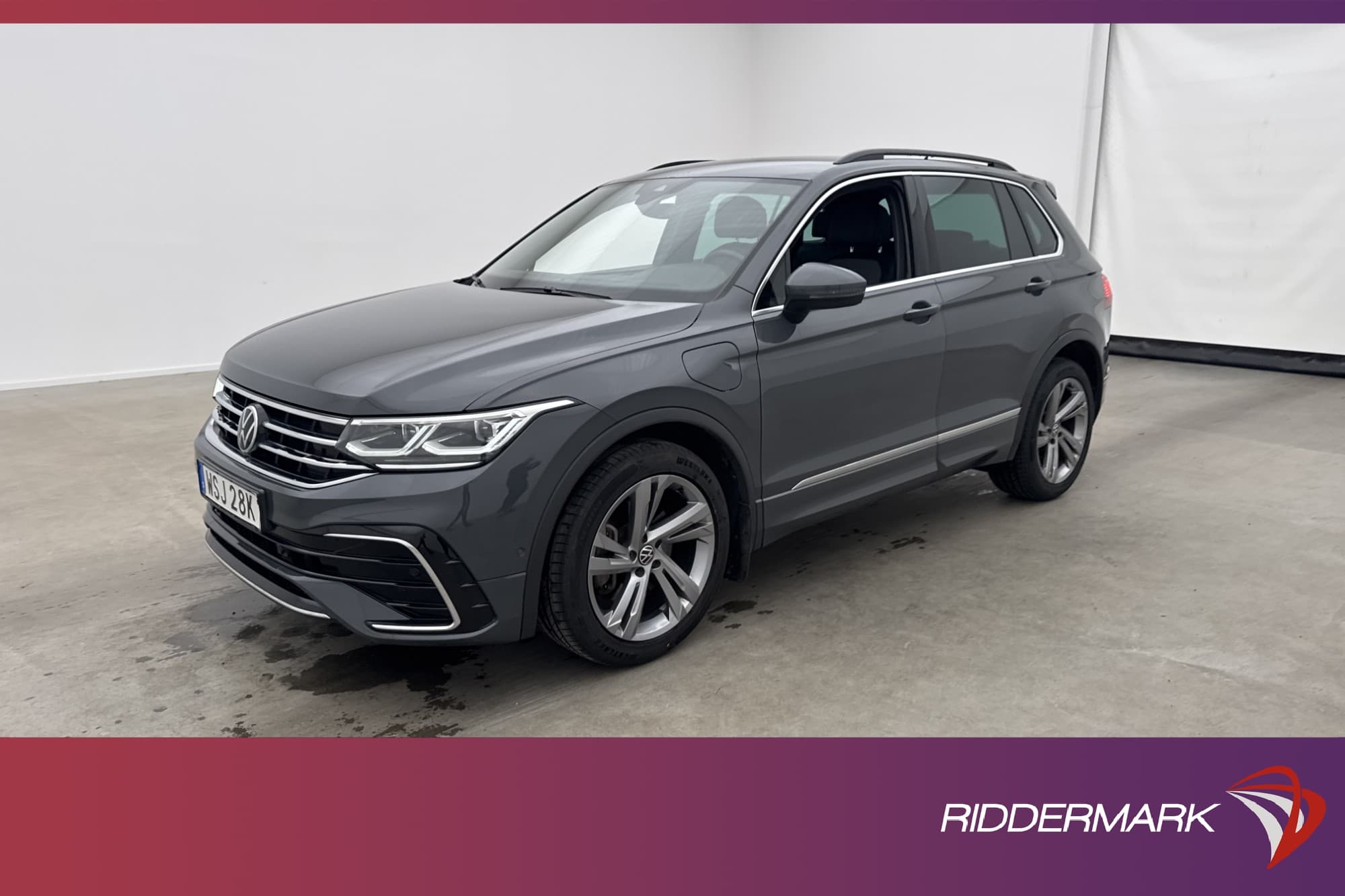 Volkswagen Tiguan eHybrid 245hk R-Line Cockpit Kamera Drag
