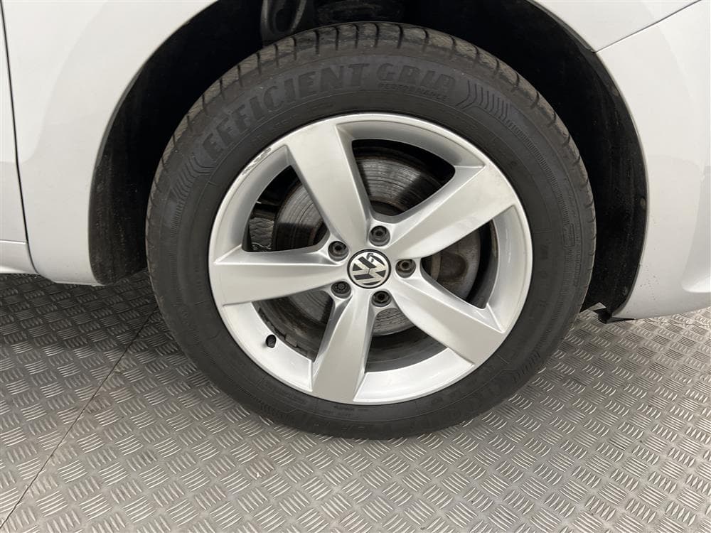 Volkswagen Sharan TDI 4M 140hk 7sits Pano B-Kamera Navi Draginteriör