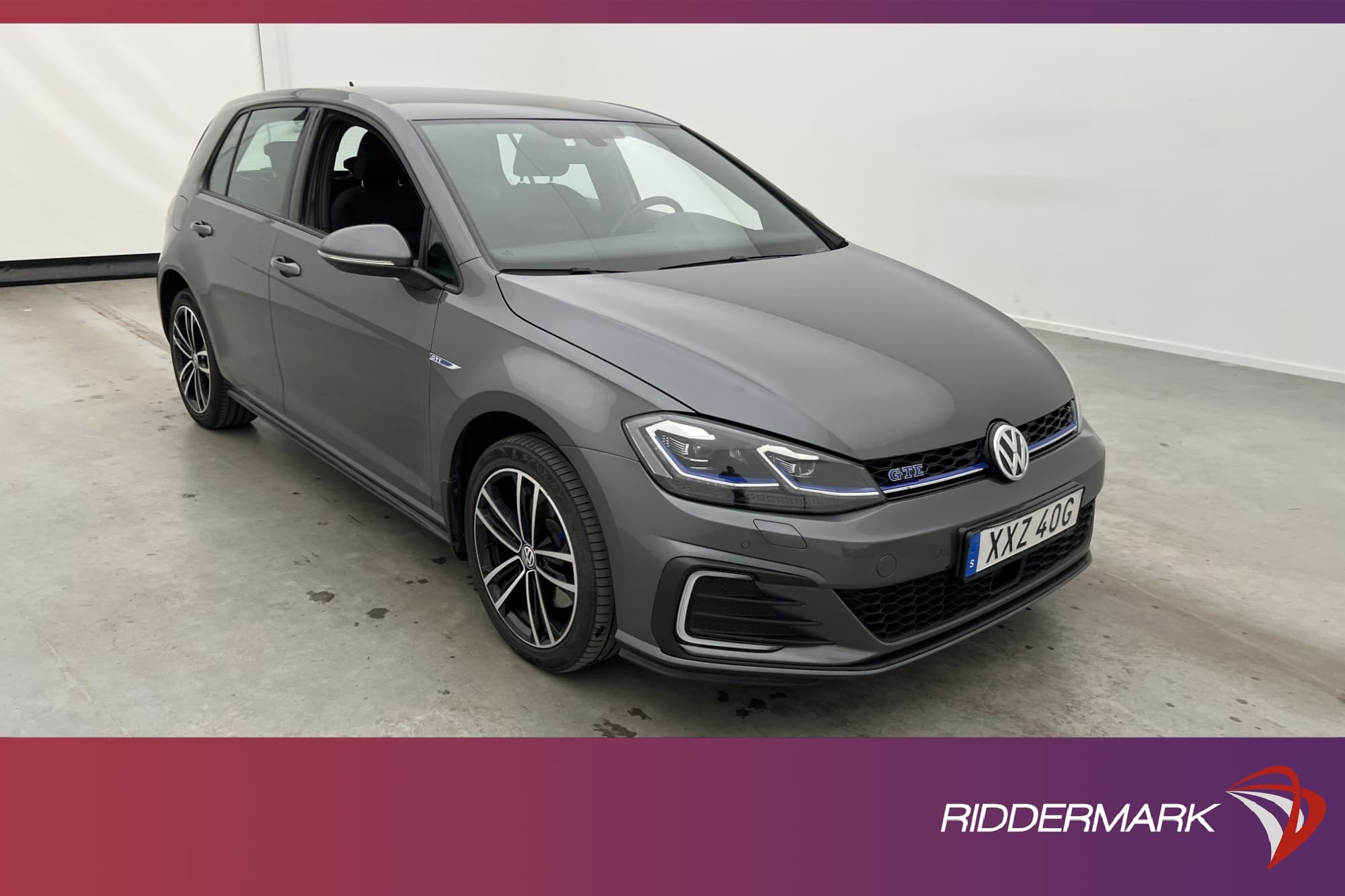 Volkswagen Golf GTE 204hk