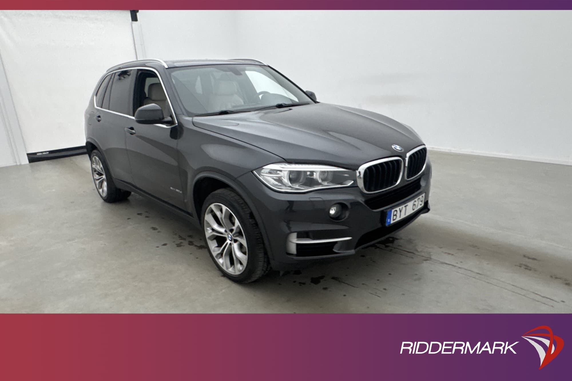 BMW X5 xDrive30d 258hk H/K Kamera Navi Skinn 4-Zons Drag