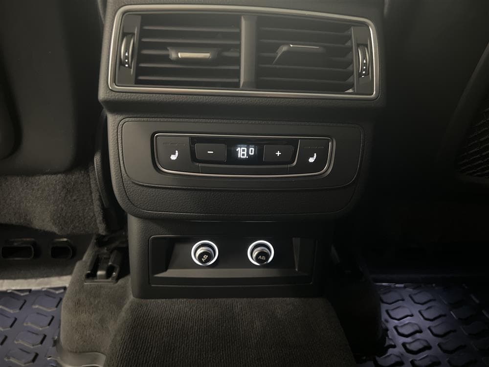 Audi Q7 3.0 e-Tron Quattro 373hk Luftfjädring Bose Draginteriör