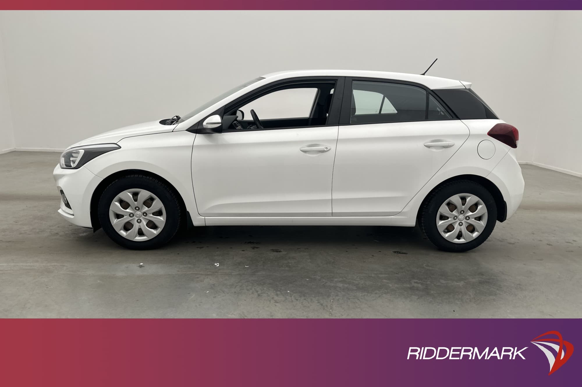 Hyundai i20 1.2 84hk 1 Brukare Rattvärme 690kr Årsskatt