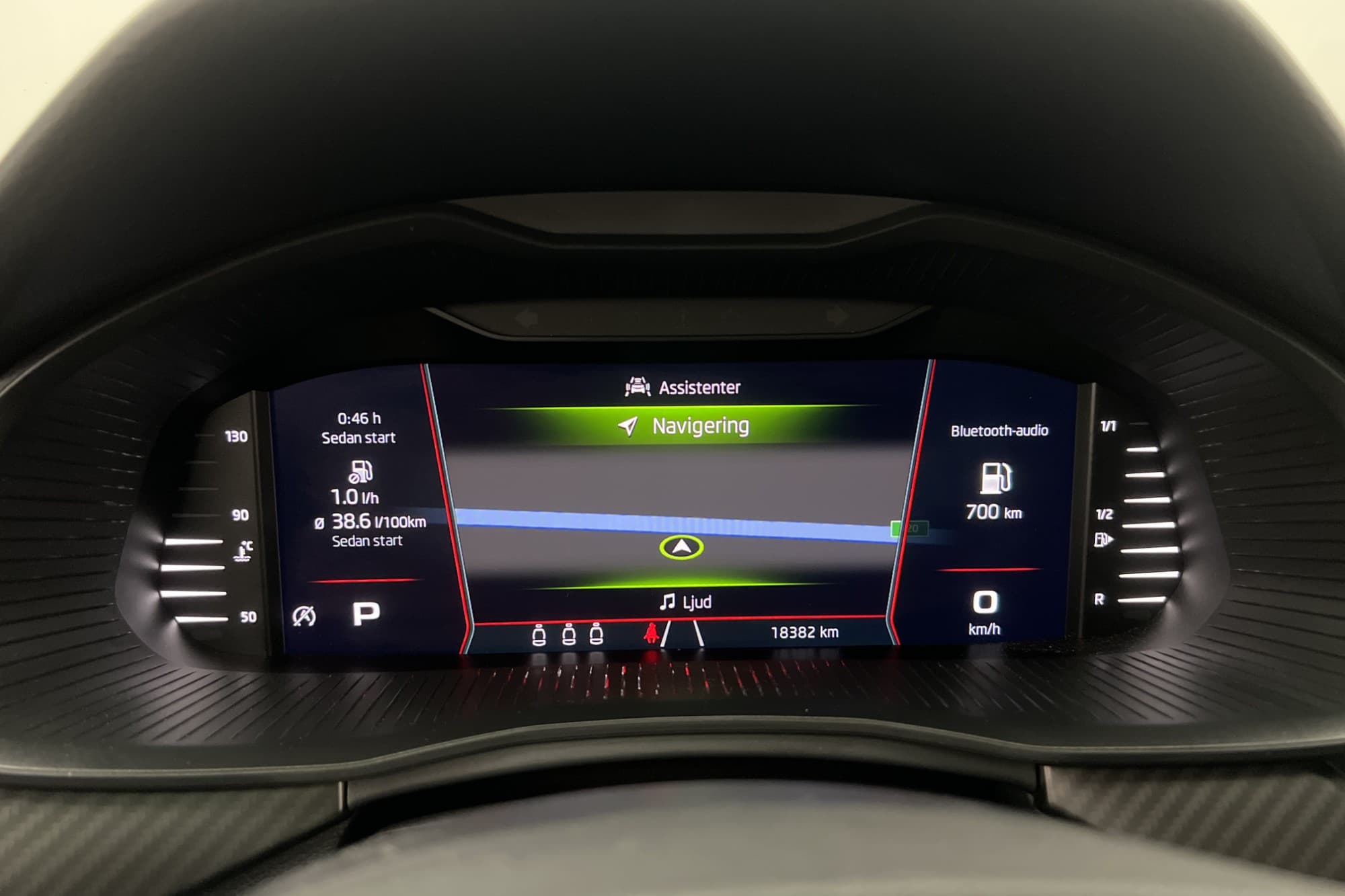 Skoda Scala TSI 110hk Monte Carlo Pano Cockpit Kamera Navi