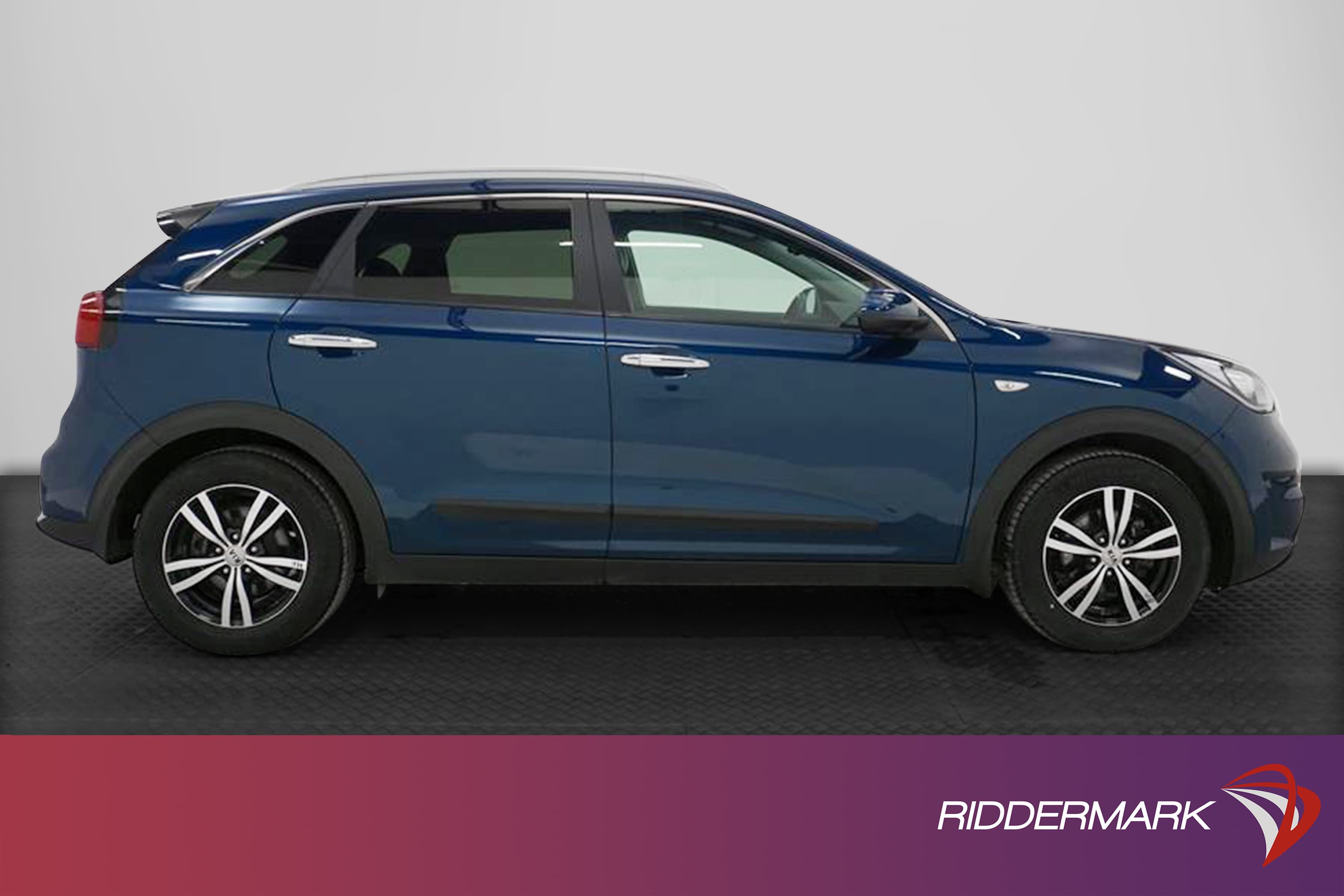 Kia Niro Hybrid 1.6 DCT Navi B-kam Välserv 0,38l/mil