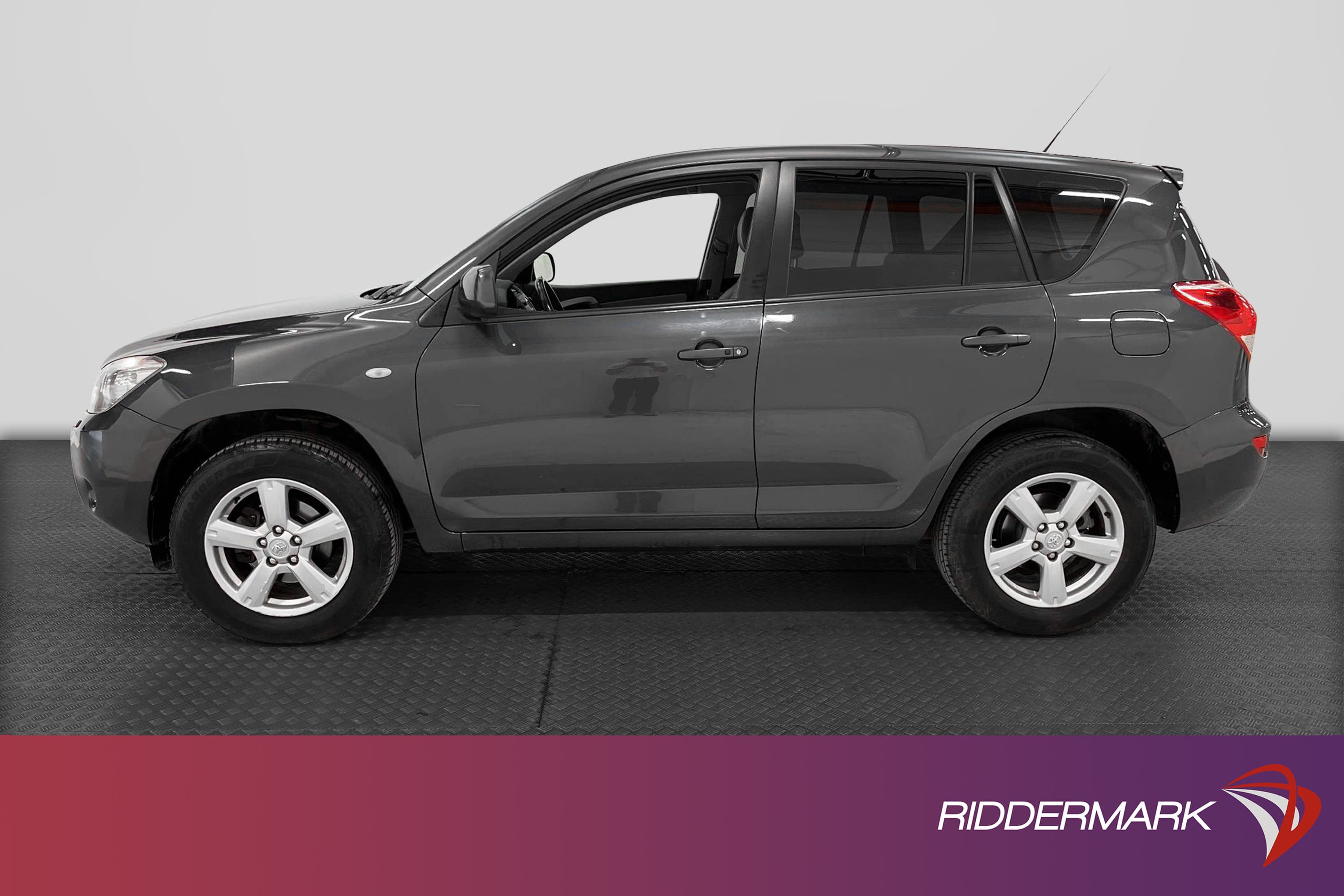 Toyota RAV4 2.0 4x4 152hk M-Värmare