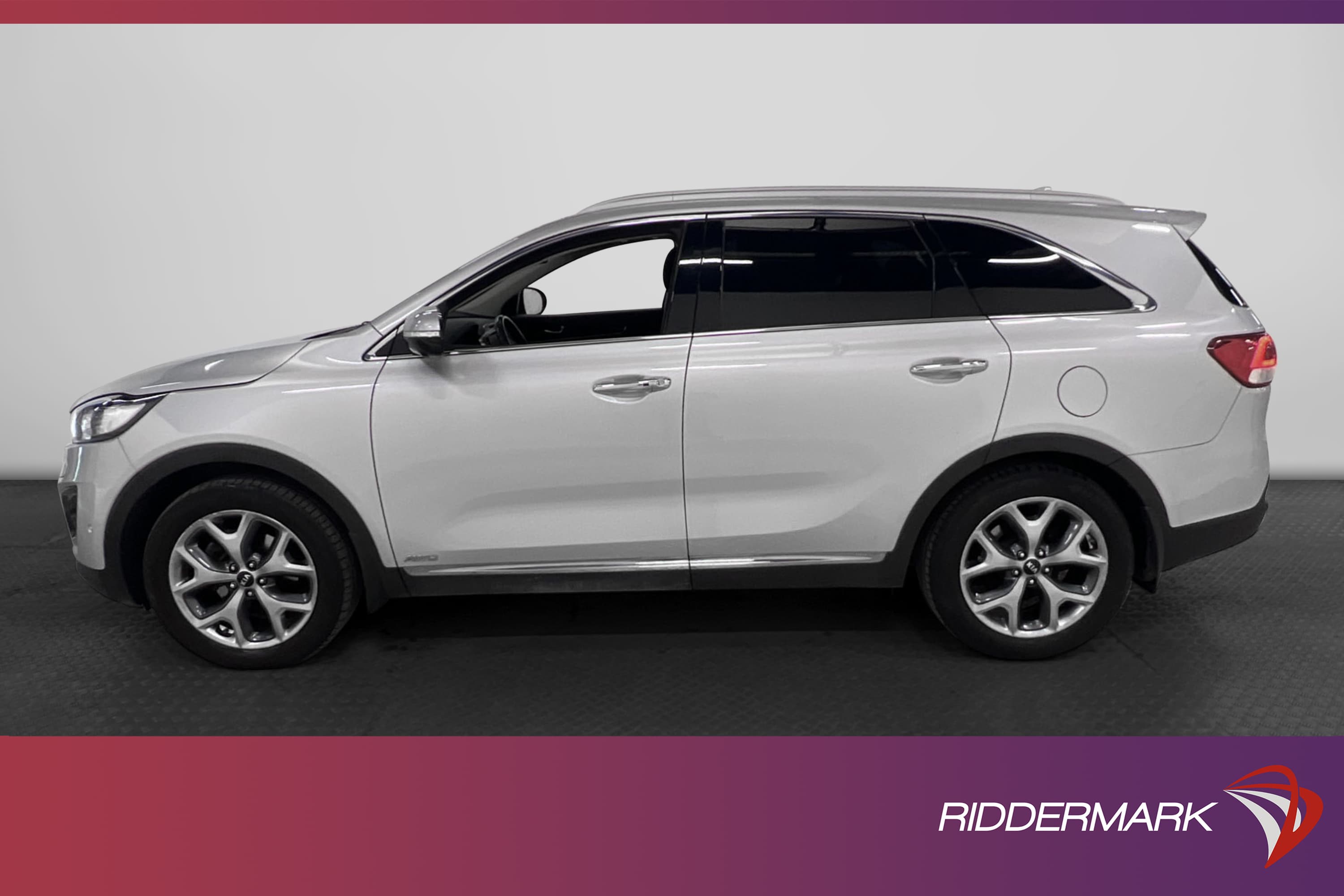 Kia Sorento 2.2 CRDi AWD 200hk 7-sits Pano Infinity Drag