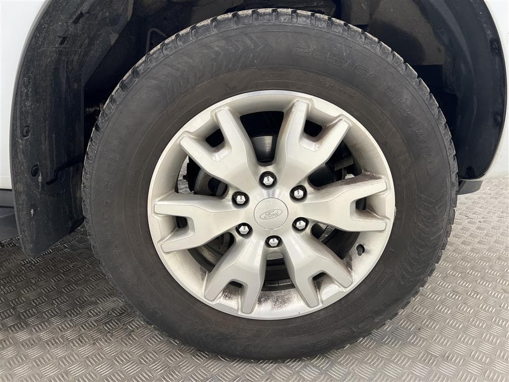 Ford Ranger Wildtrak 3.2 Eu6 4WD 200hk Värmare Drag Moms interiör