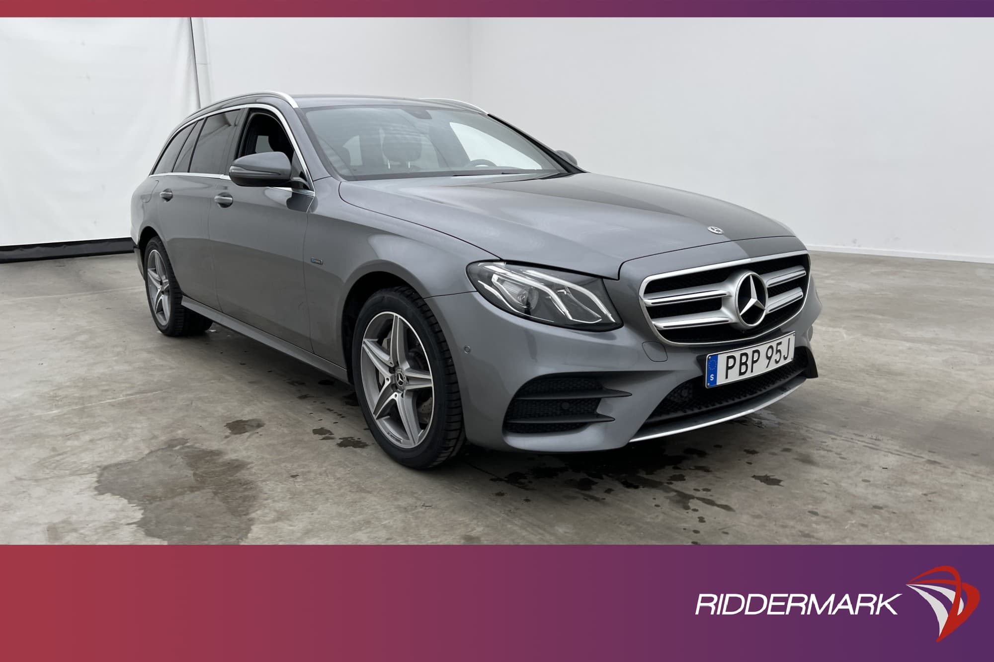 Mercedes-Benz E 300 de T AMG Kamera Wide DVärm Navi Drag