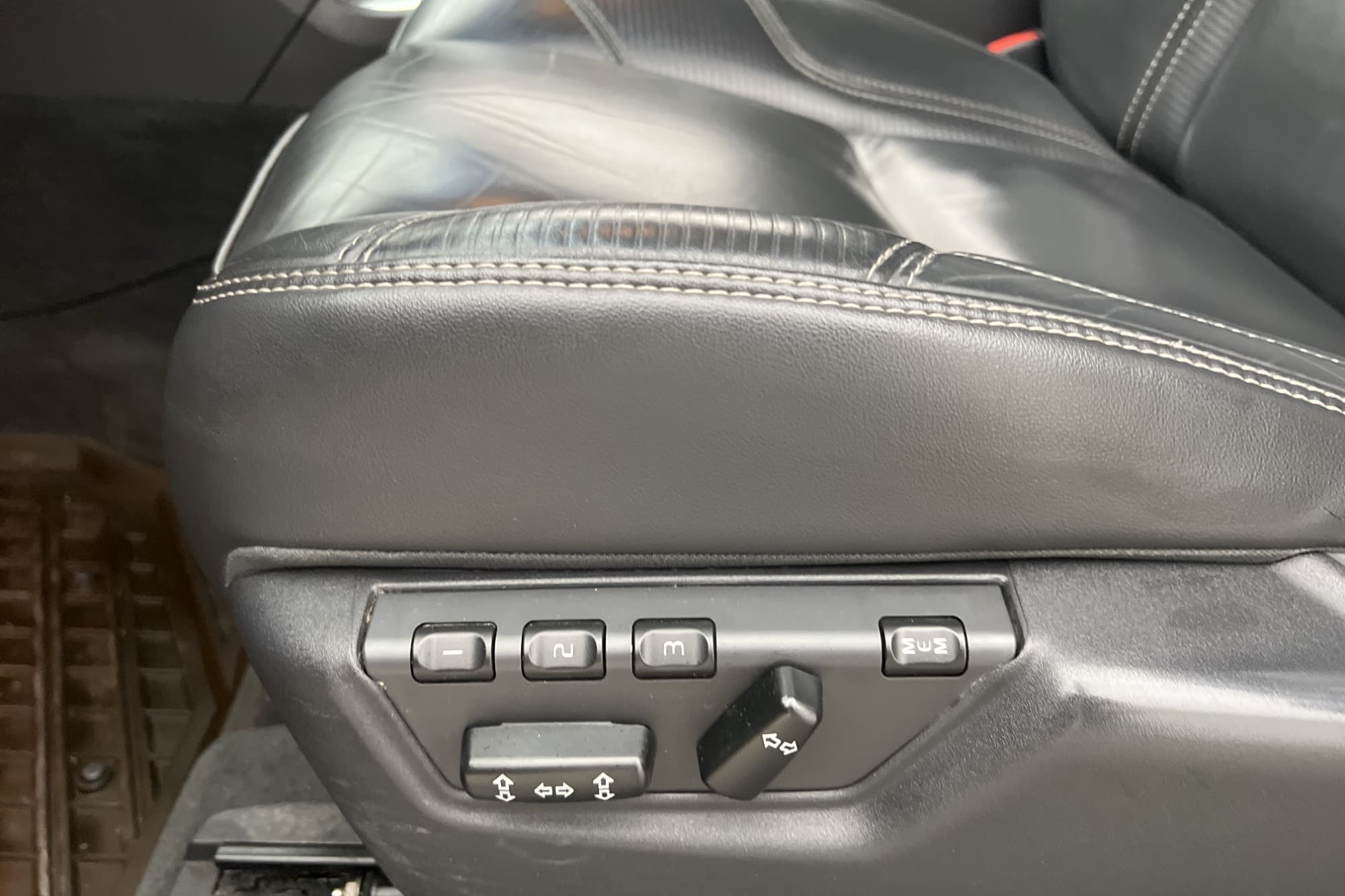 Volvo XC90 D5 AWD R-Design 7-Sits D-Värmare Drag Två-Brukare