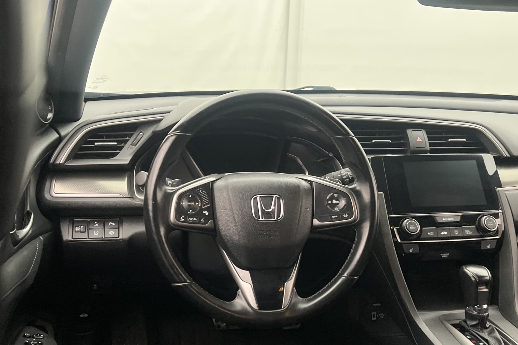 Honda Civic 1.0 126hk Elegance Kamera Navi Adaptiv-Fart