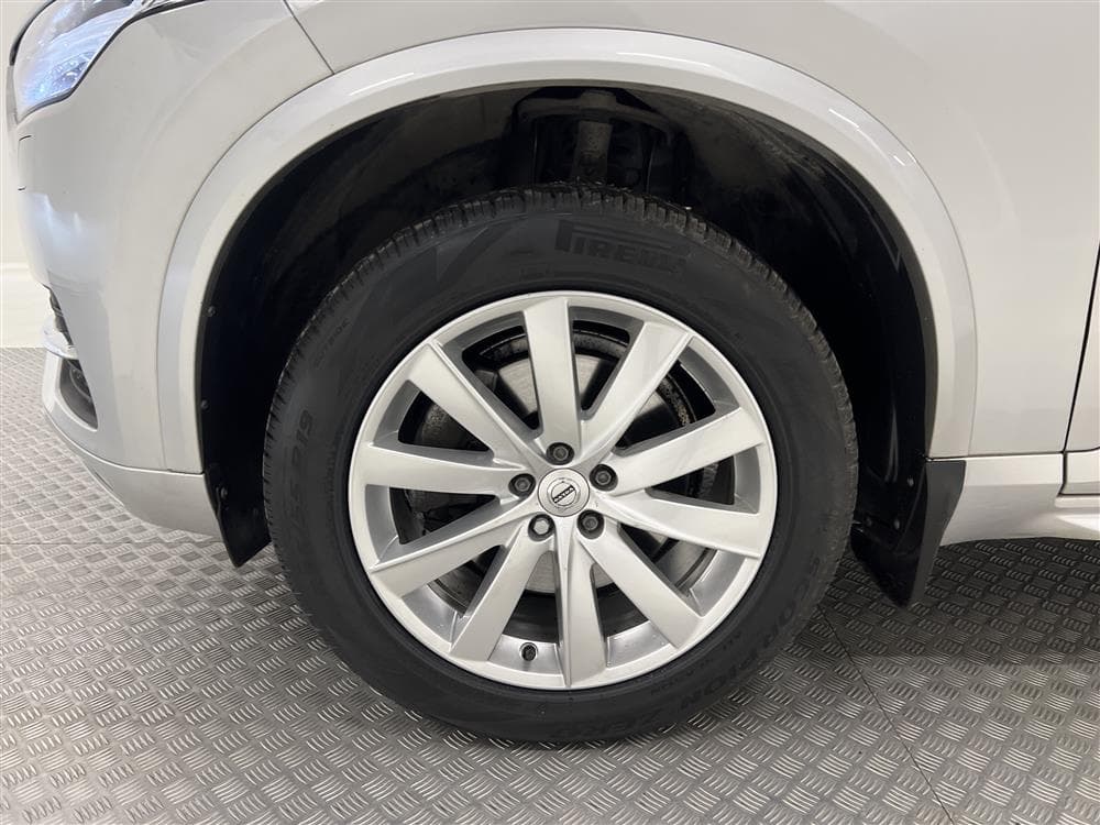 Volvo XC90 D5  AWD Inscription VOC Värmare Kamera Drag Naviinteriör