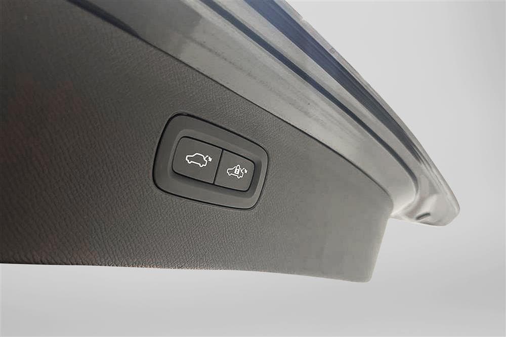 Volvo XC90 B5 235hk AWD R-Design 7-Sits D-Värm VOC Pano H/Kinteriör