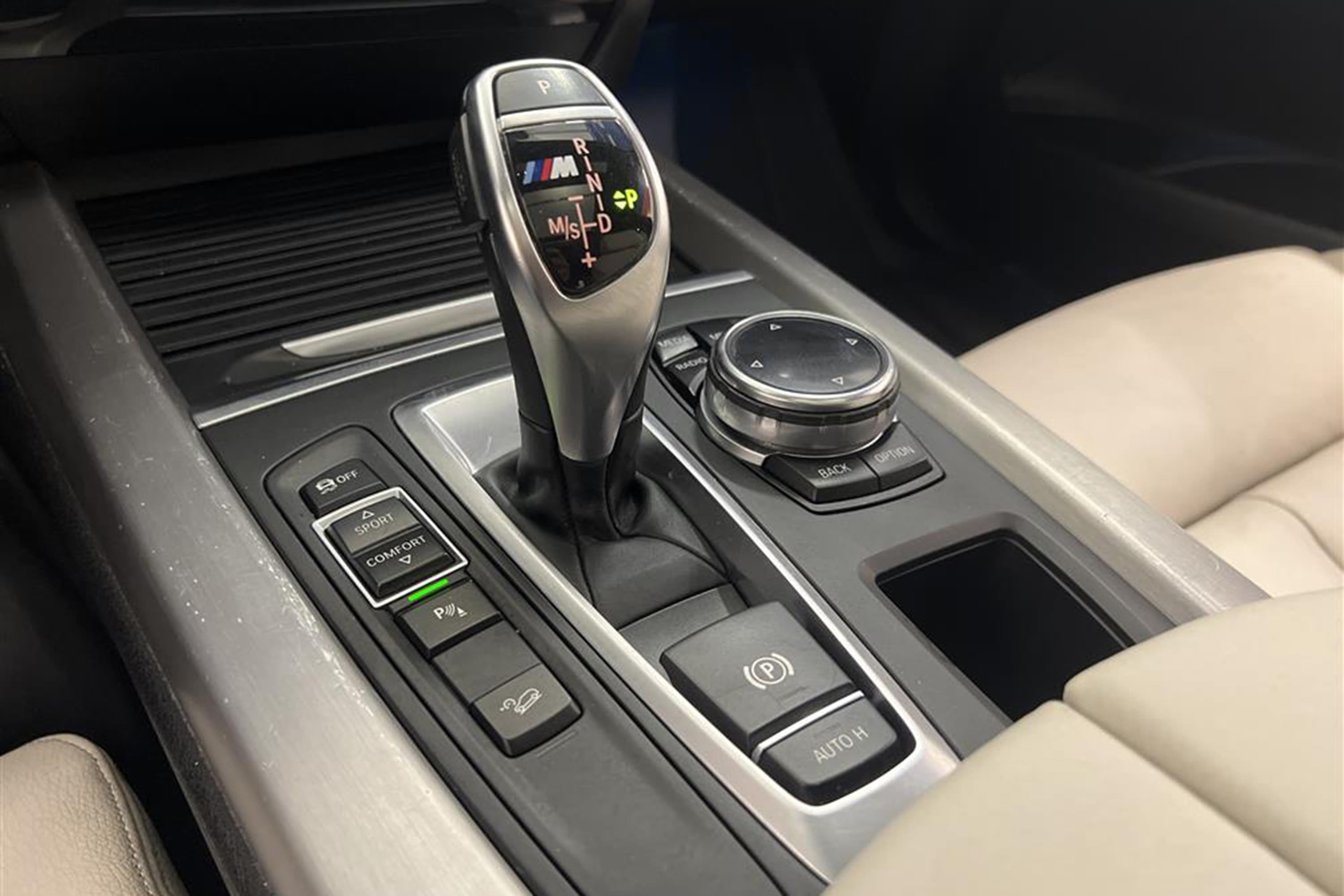 BMW X5 M50d 381hk M-Sport D-värm Panorama Navi Draginteriör