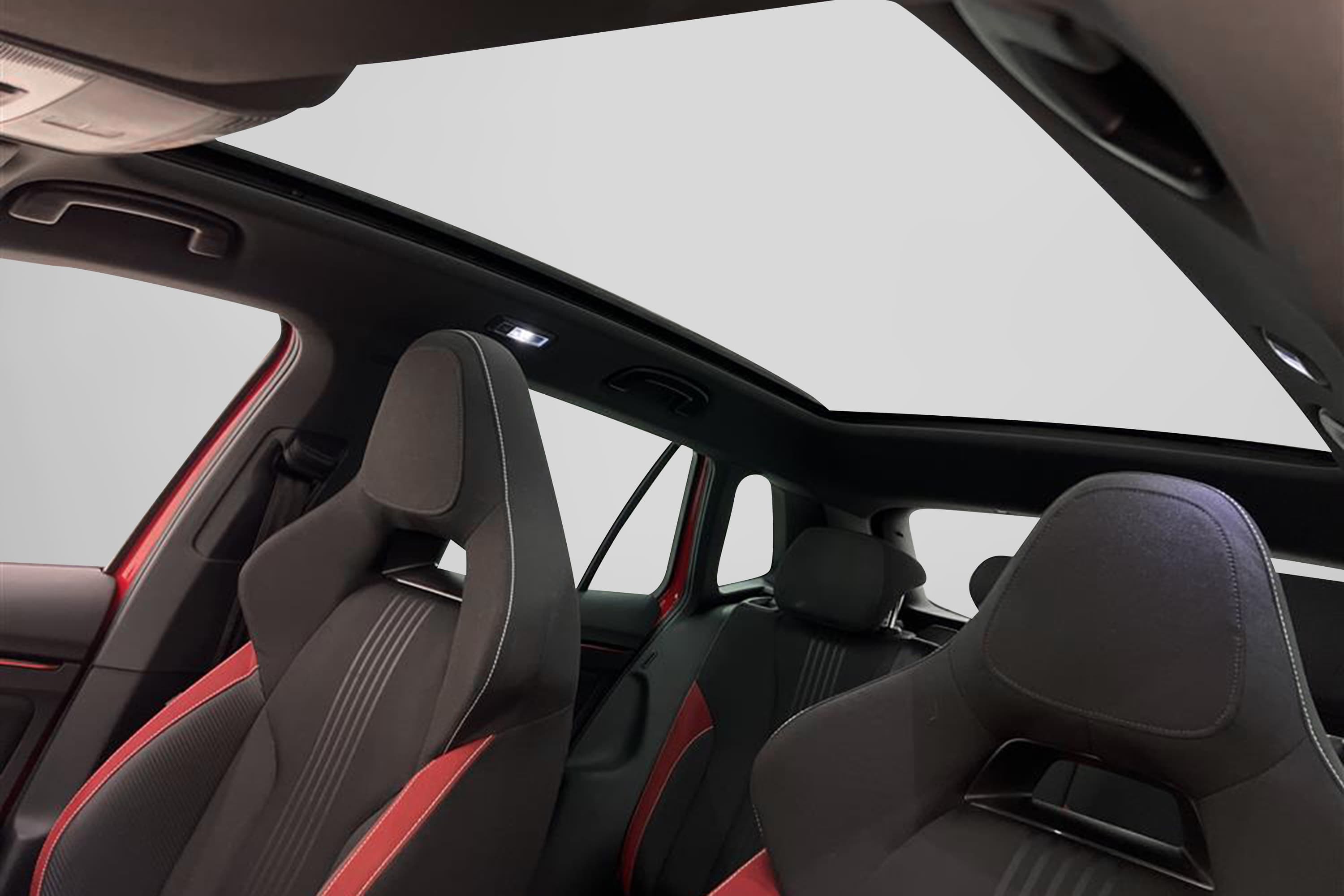 Skoda Kamiq 1.5 TSI 150hk Monte Carlo Pano Navi Cockpitinteriör