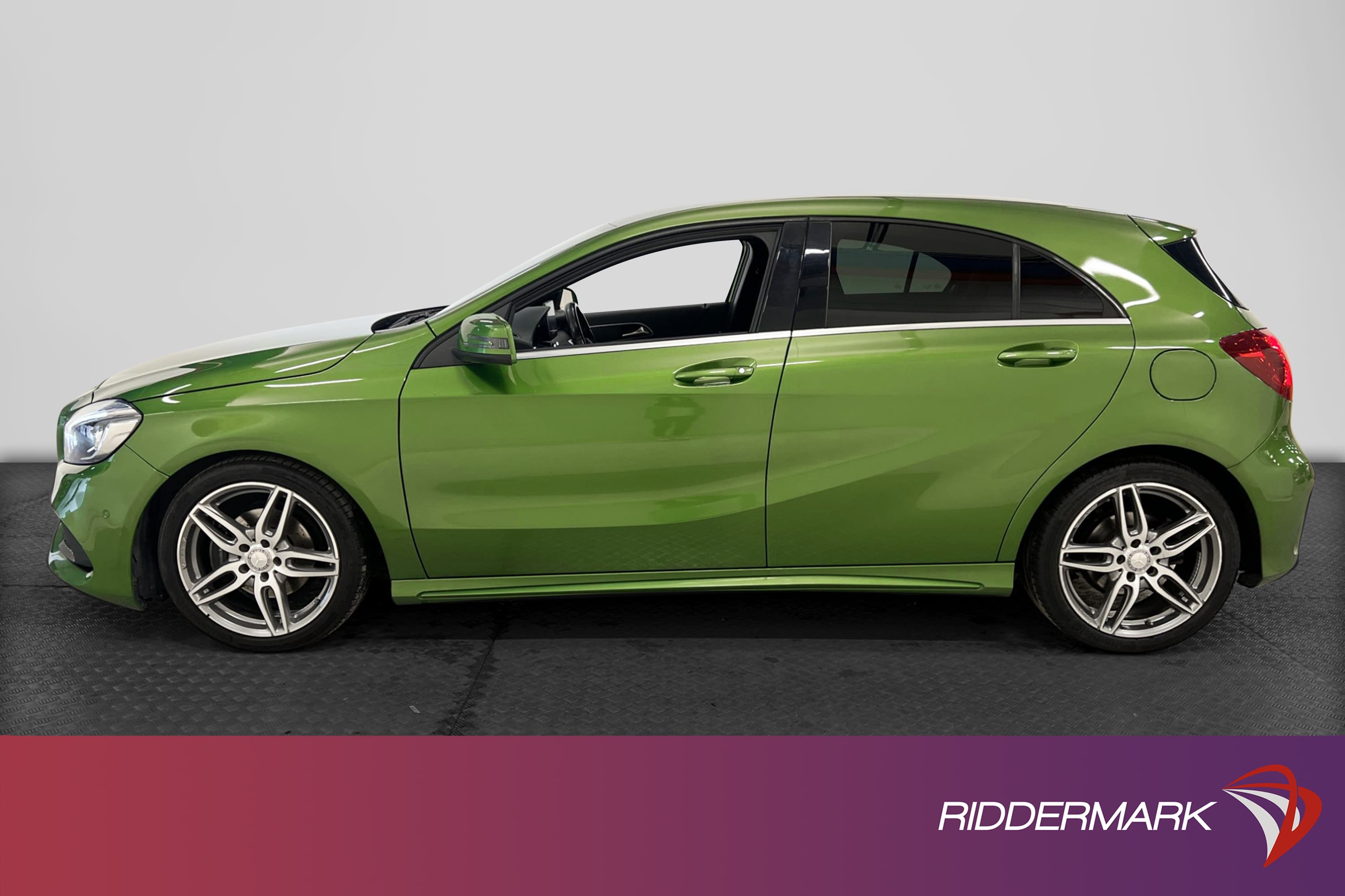 Mercedes-Benz A 180 122 hk AMG