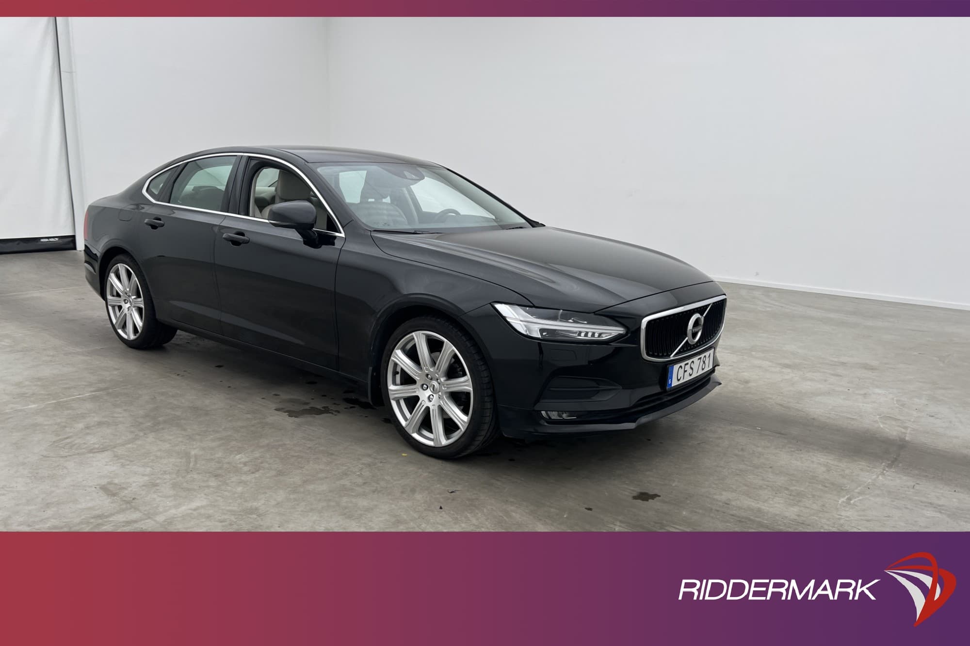 Volvo S90 T5
