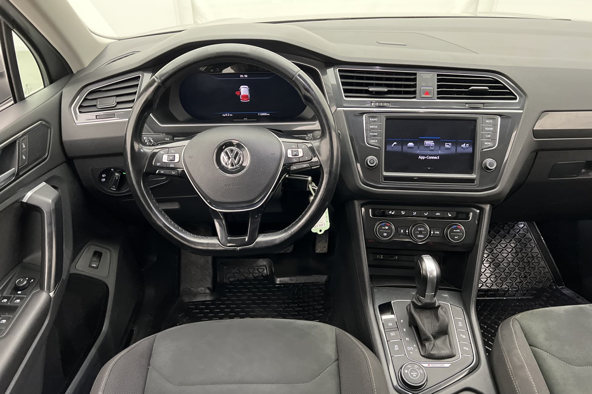 Volkswagen Tiguan TDI 4M 190hk GT Cockpit D-Värmare Drag
