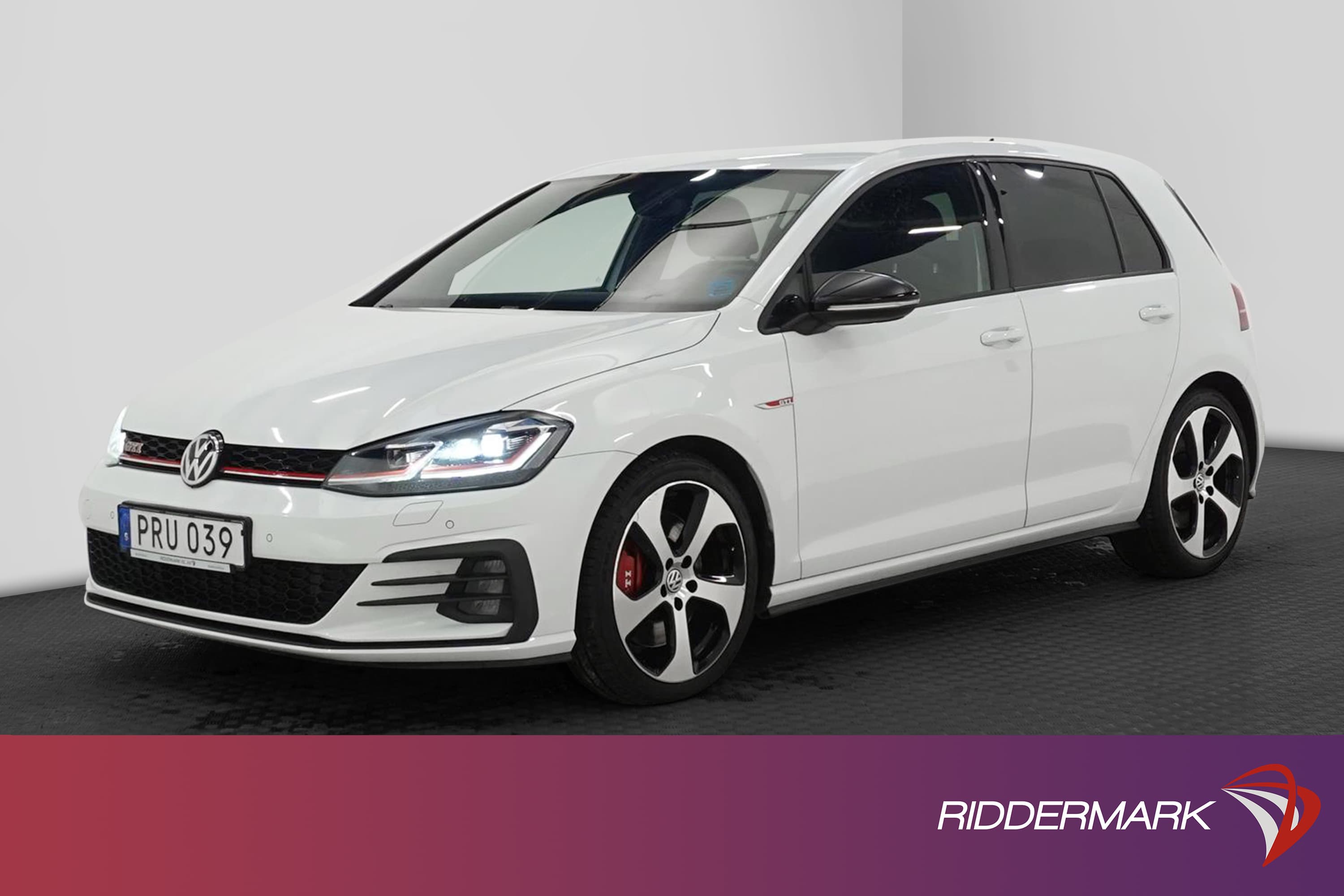 Volkswagen Golf GTI Performance DSG 245hk Kamera Active info