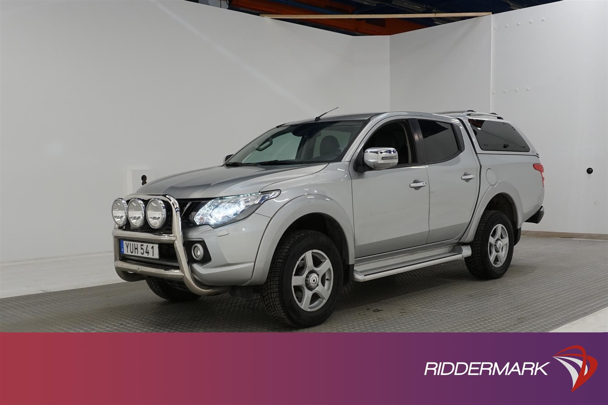 Mitsubishi L200 2.4 Automat 181hk Dragkrok Kamera Moms