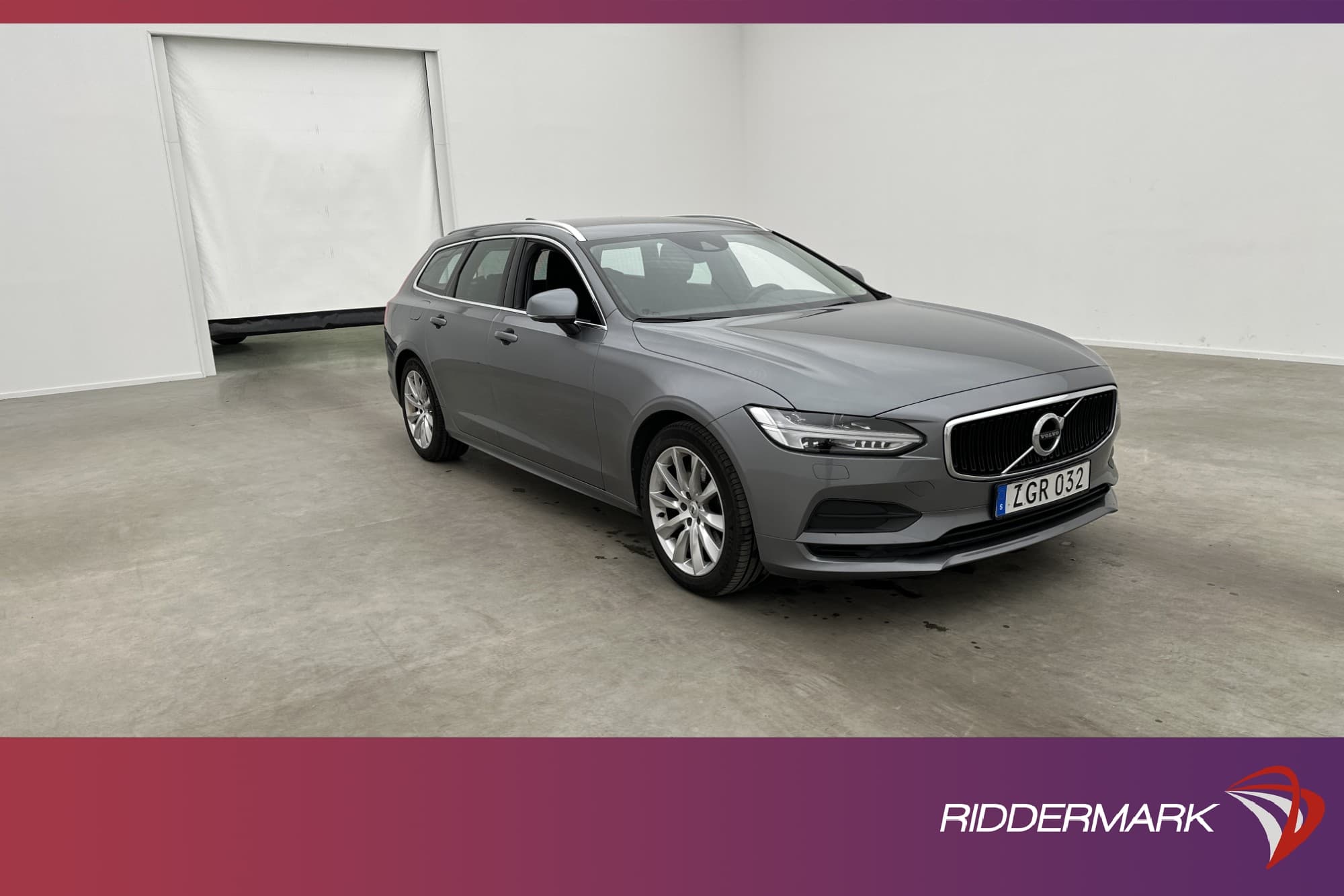 Volvo V90 T4 190hk