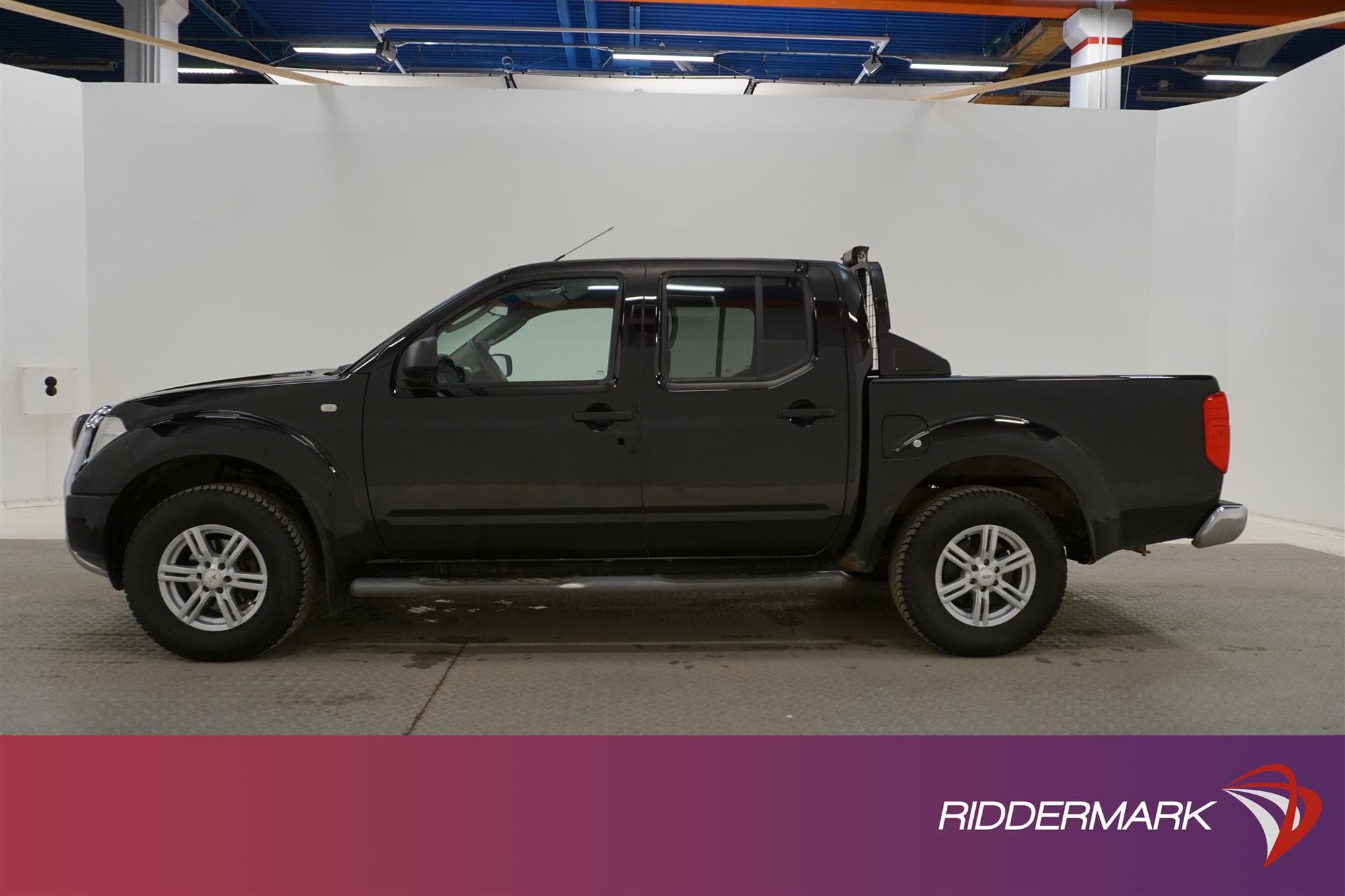 Nissan Navara 2.5dCi 4x4 Automat Dragkrok Värmare