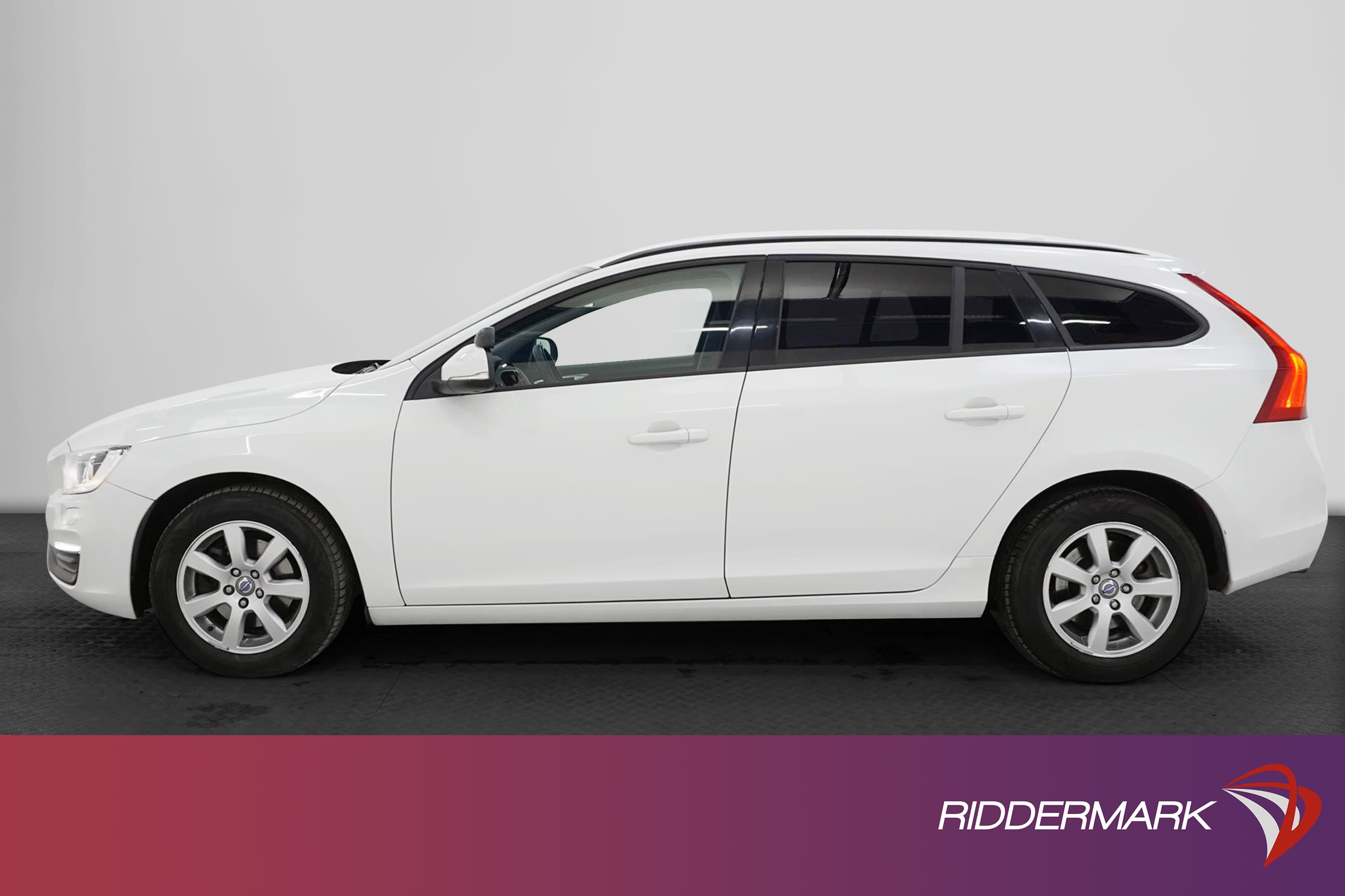 Volvo V60 D2 115hk 1 Bruk 1103kr Skatt Välservad 0,41L/mil