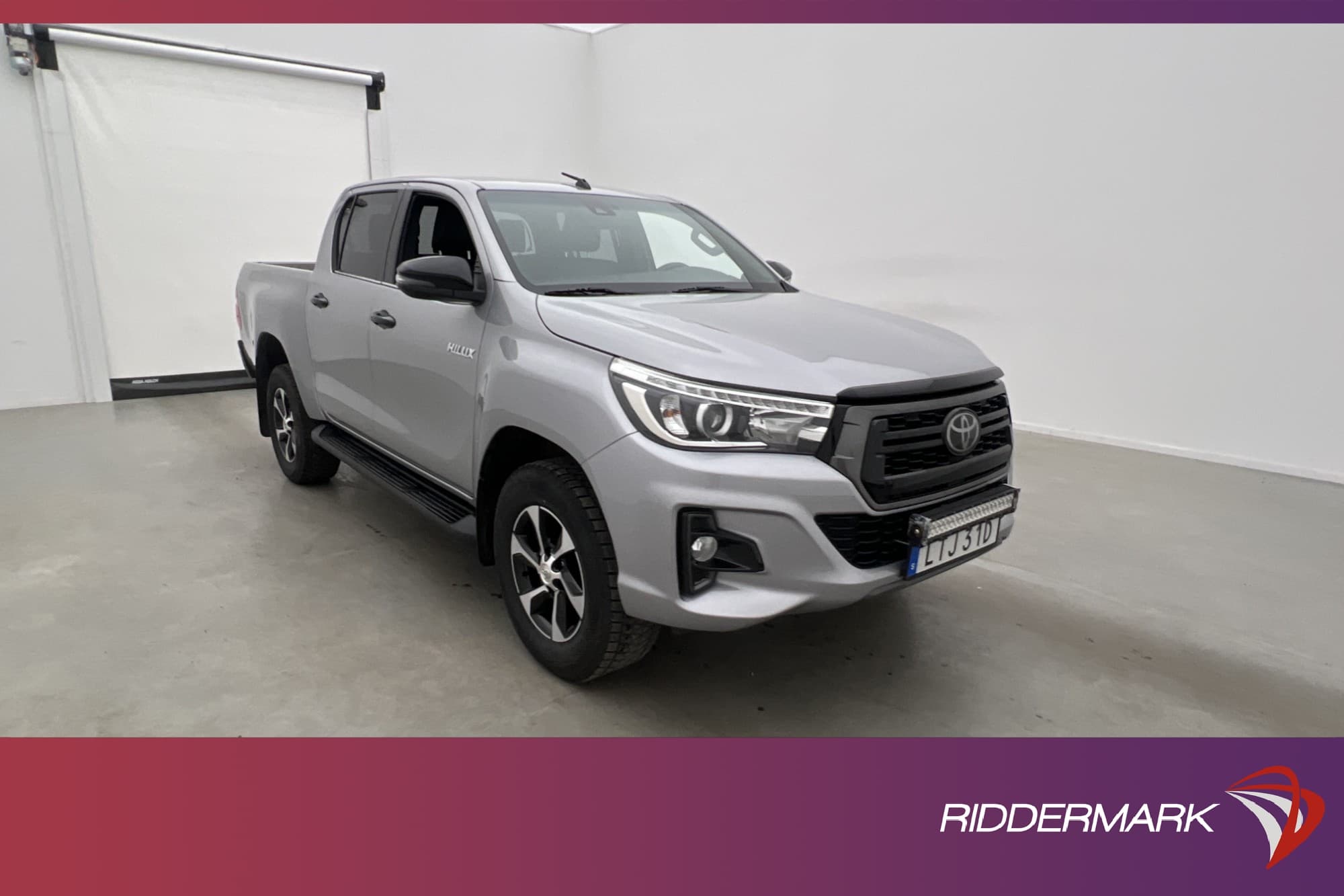 Toyota Hilux Premium 2.4 AWD