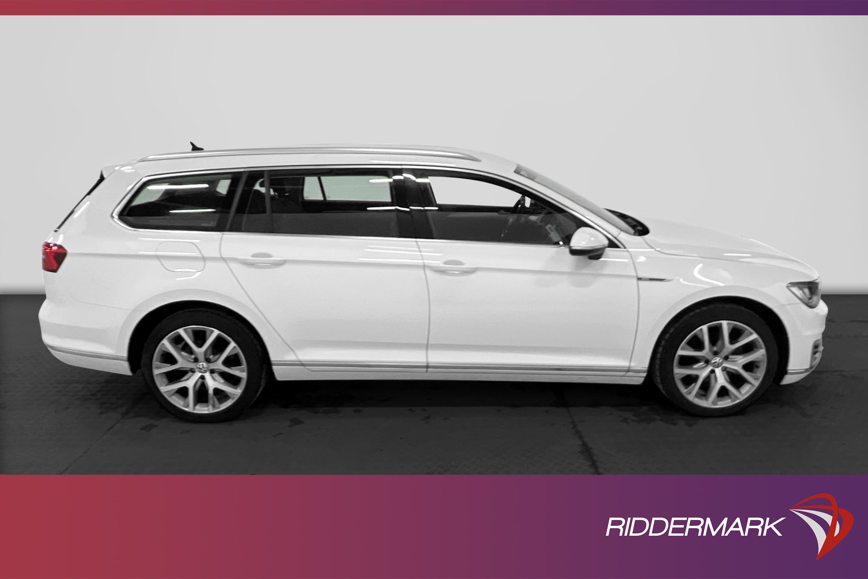 Volkswagen Passat GTE 218hk
