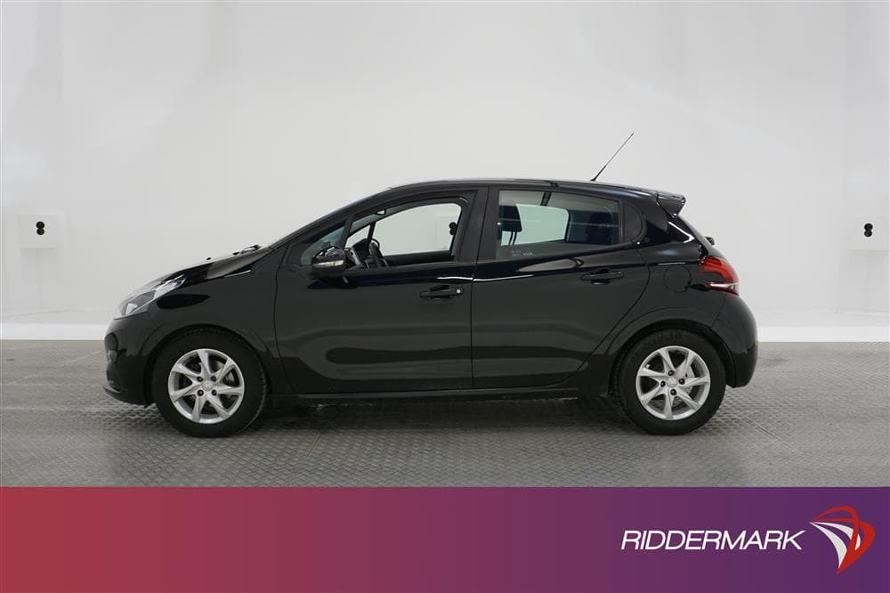 Peugeot 208 PureTech 82hk