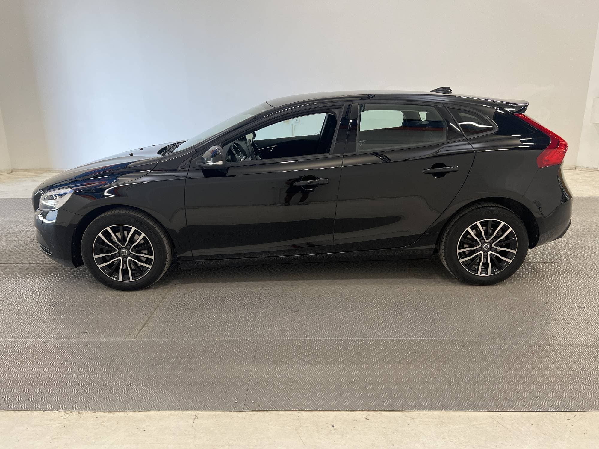 Volvo V40 T3 152hk