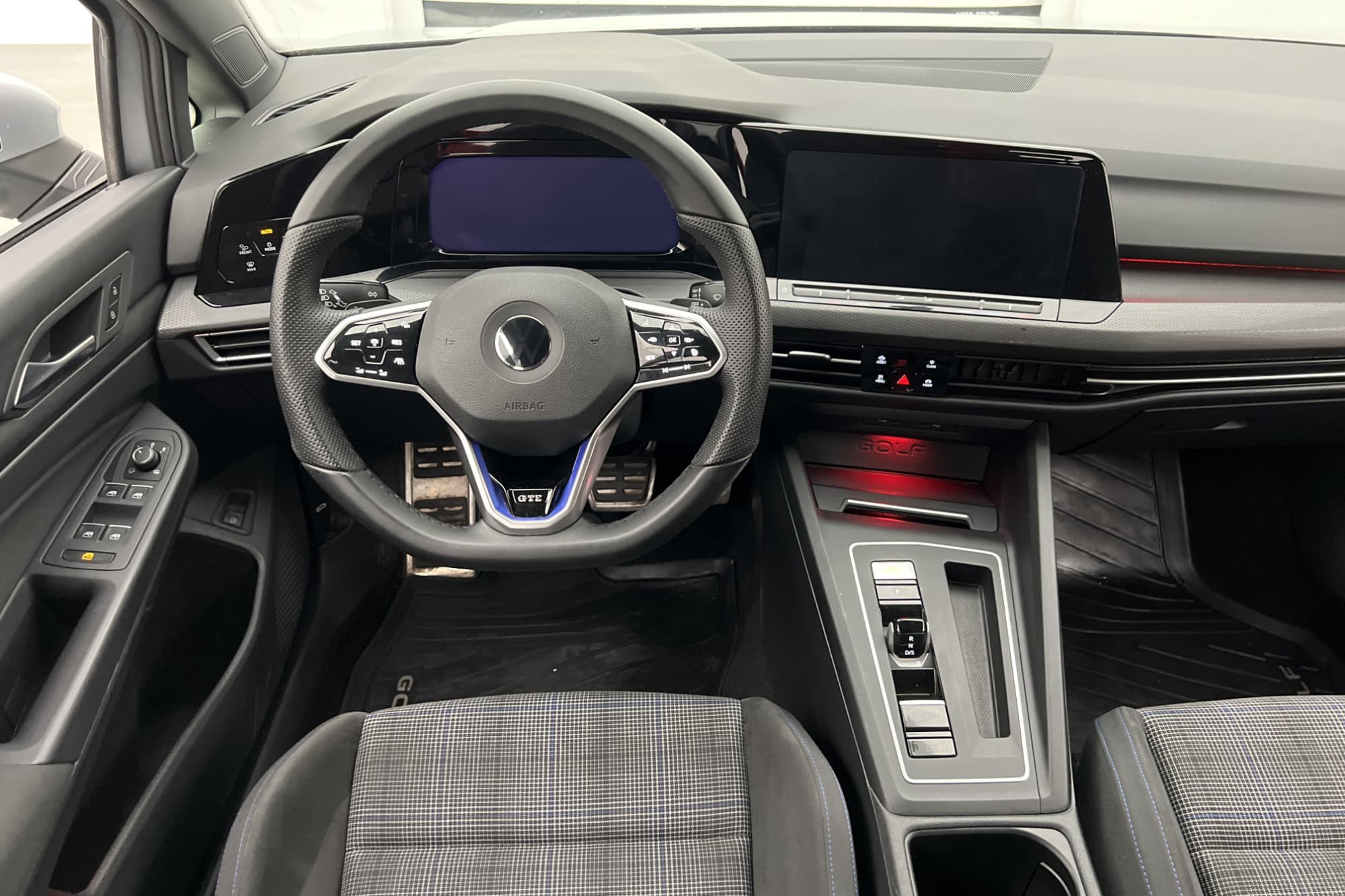 Volkswagen Golf GTE 1.4 TSI 245hk P-Värmare Cockpit CarPlay