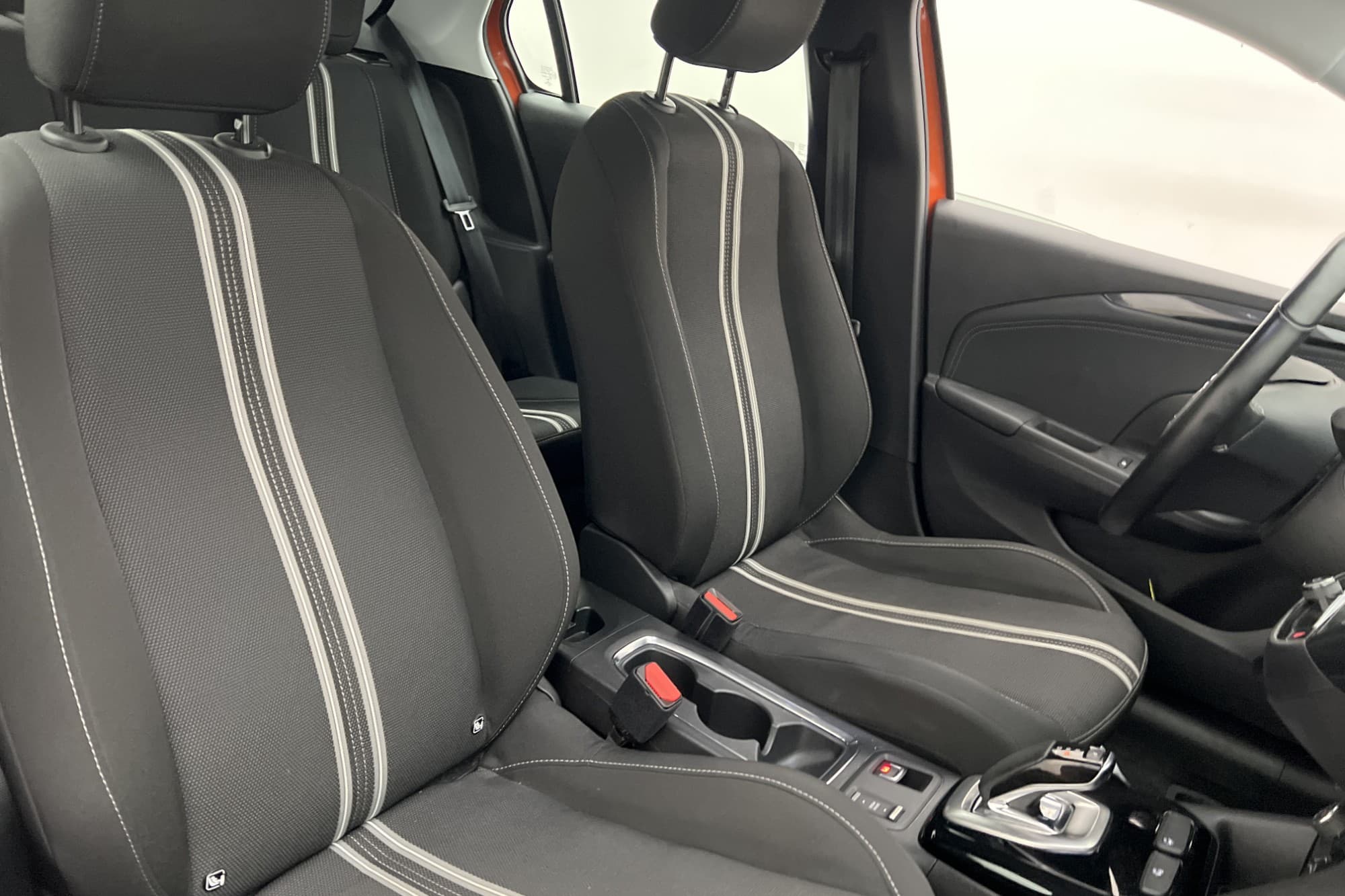 Opel Corsa-e 136hk Backkamera CarPlay Rattvärme MOMS