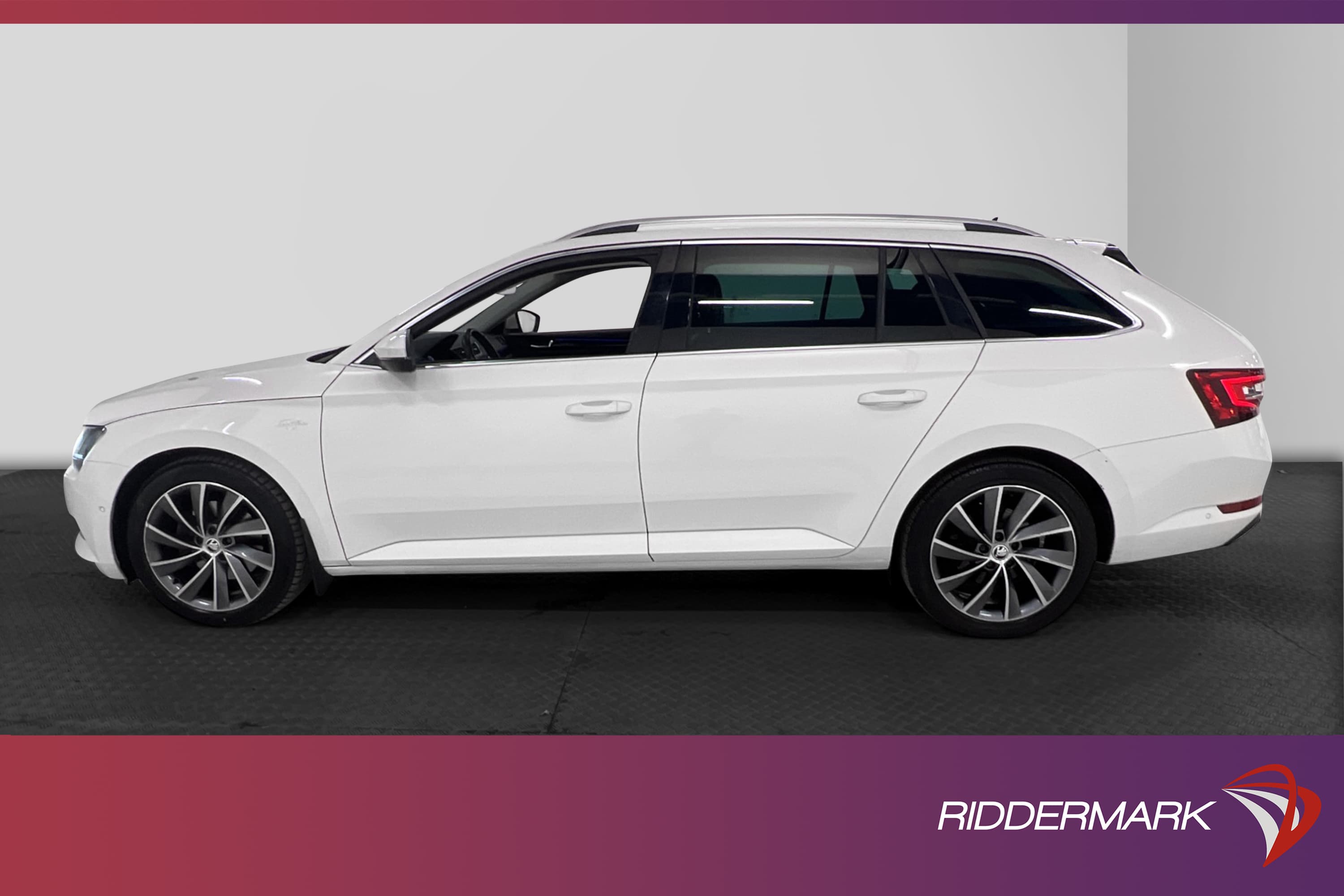 Skoda Superb 4x4 190hk L&K Canton Skinn Navi Värmare Drag