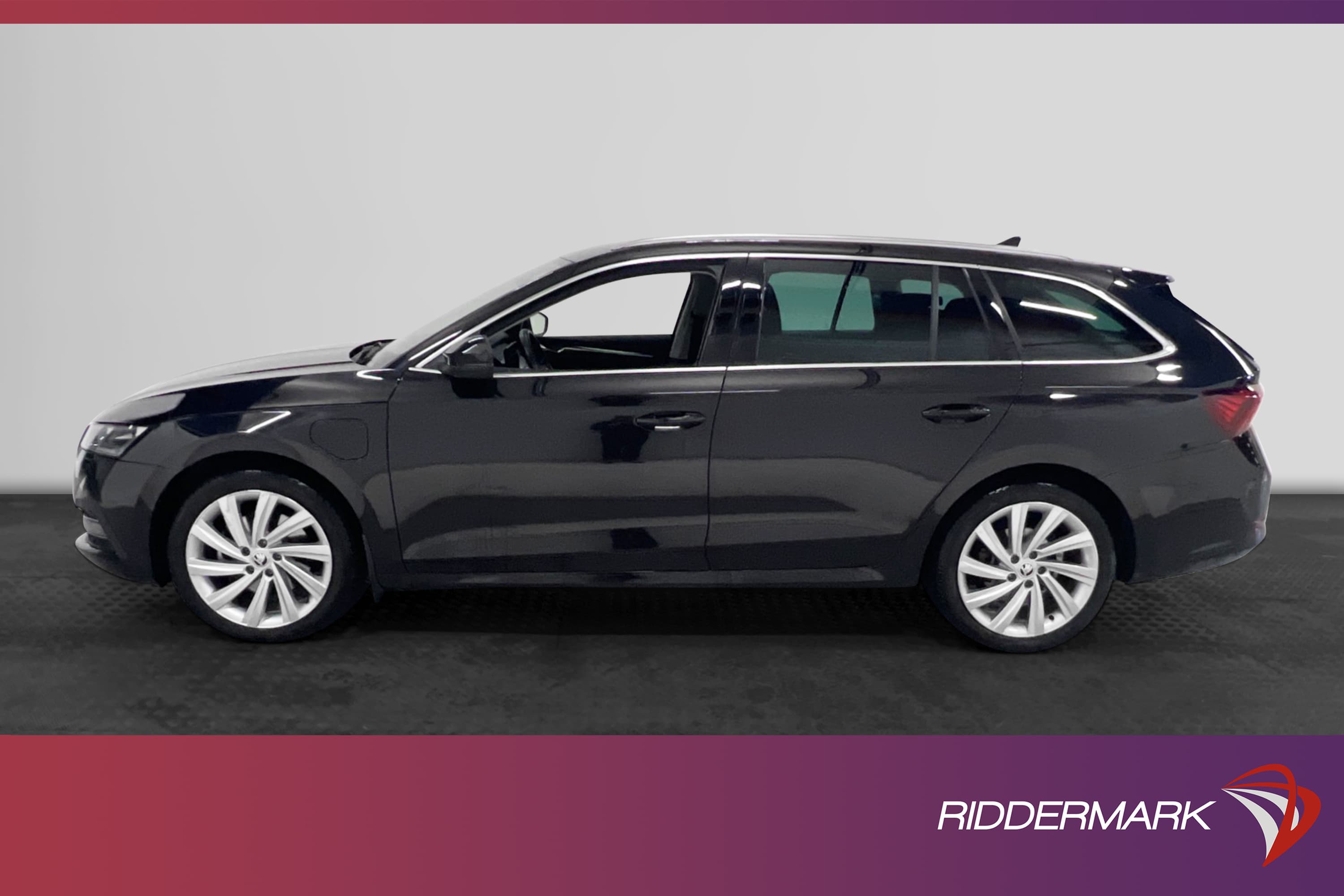 Škoda Octavia PHEV iV 204hk