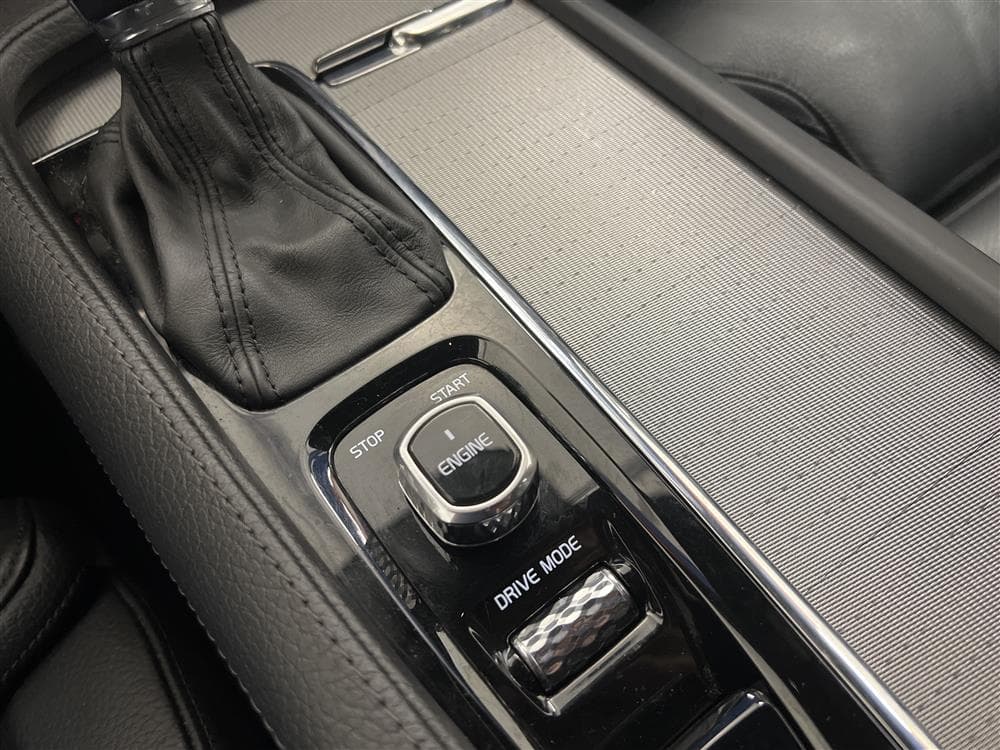 Volvo XC90 D5  AWD Inscription VOC Värmare Kamera Drag Naviinteriör
