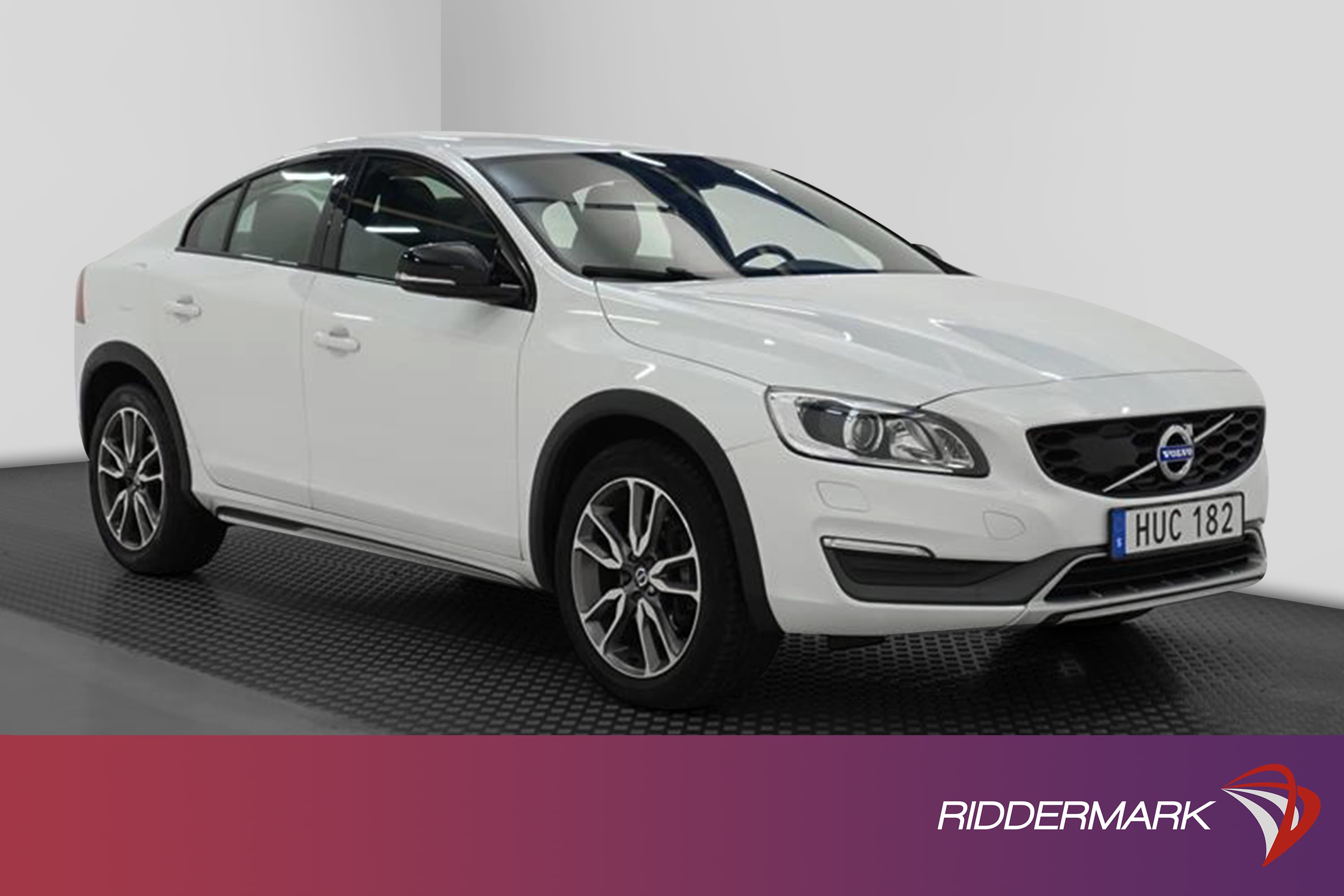 Volvo S60 Cross Country D4 AWD