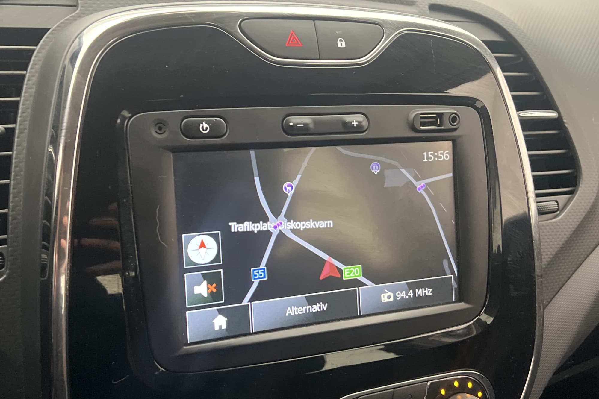 Renault Captur 0.9 90hk Dynamique Motorvärmare Navigation