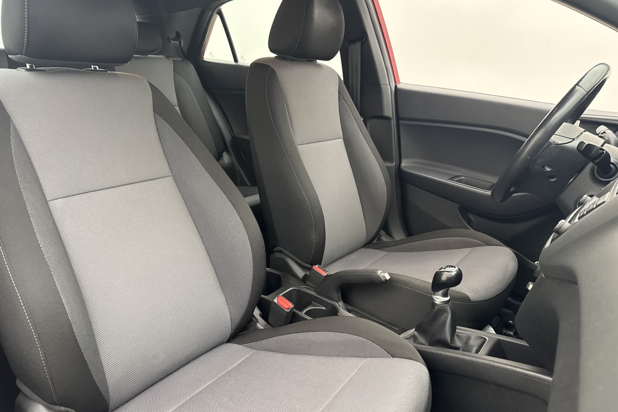 Hyundai i20 1.2 75hk Rattvärme Bluetooth