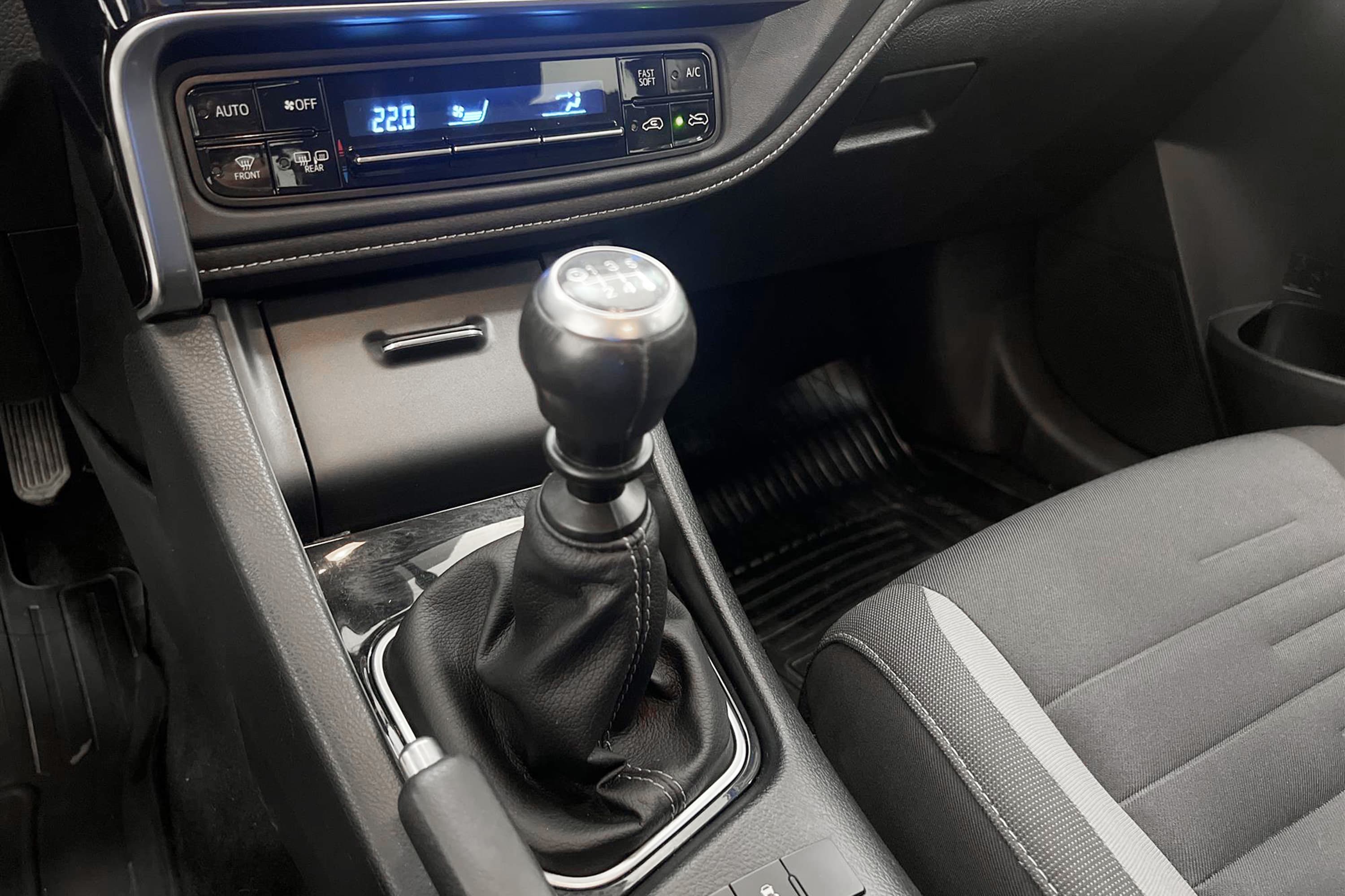 Toyota Auris 1.2 Turbo 116hk B-Kamera  822kr Skatt 0,49L/mil
