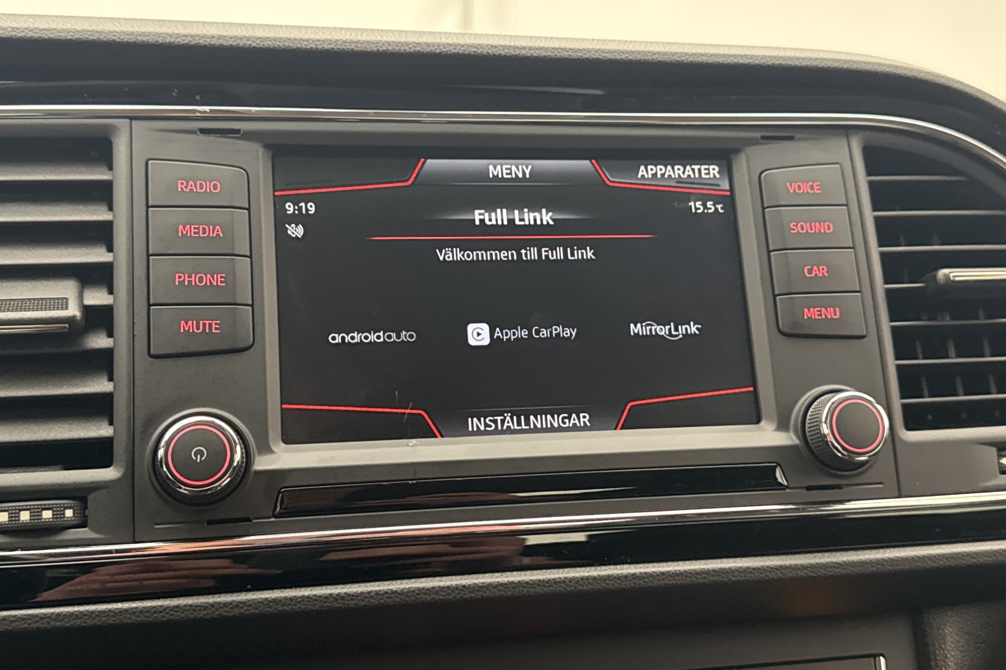 SEAT Leon TSI 110hk CarPlay Sensorer Farthållare 0.49L/Mil